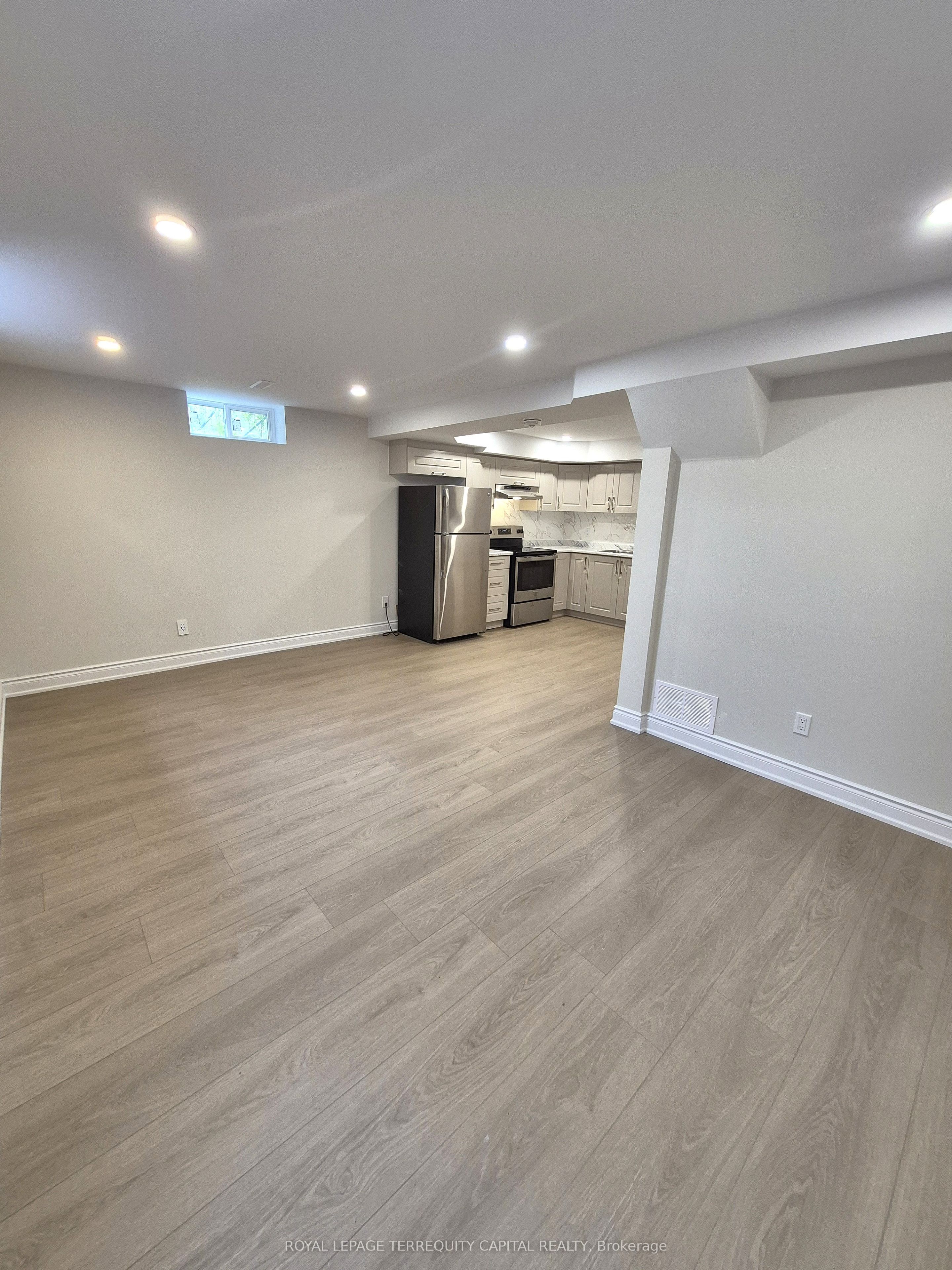 58 Carlson Drive Lower, Newmarket, ON L3Y 6A9 photo 5
