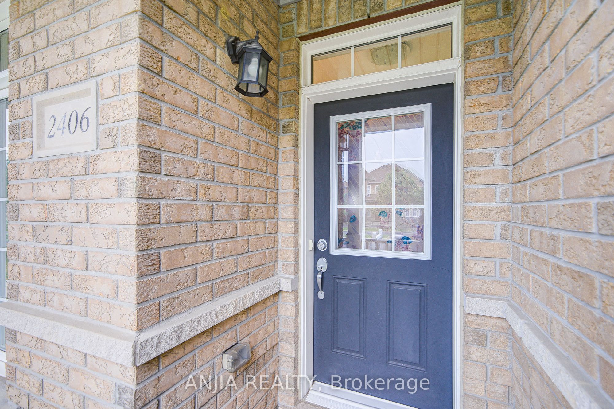 2406 Bur Oak Avenue, Markham, ON L6E 1K7 photo 2