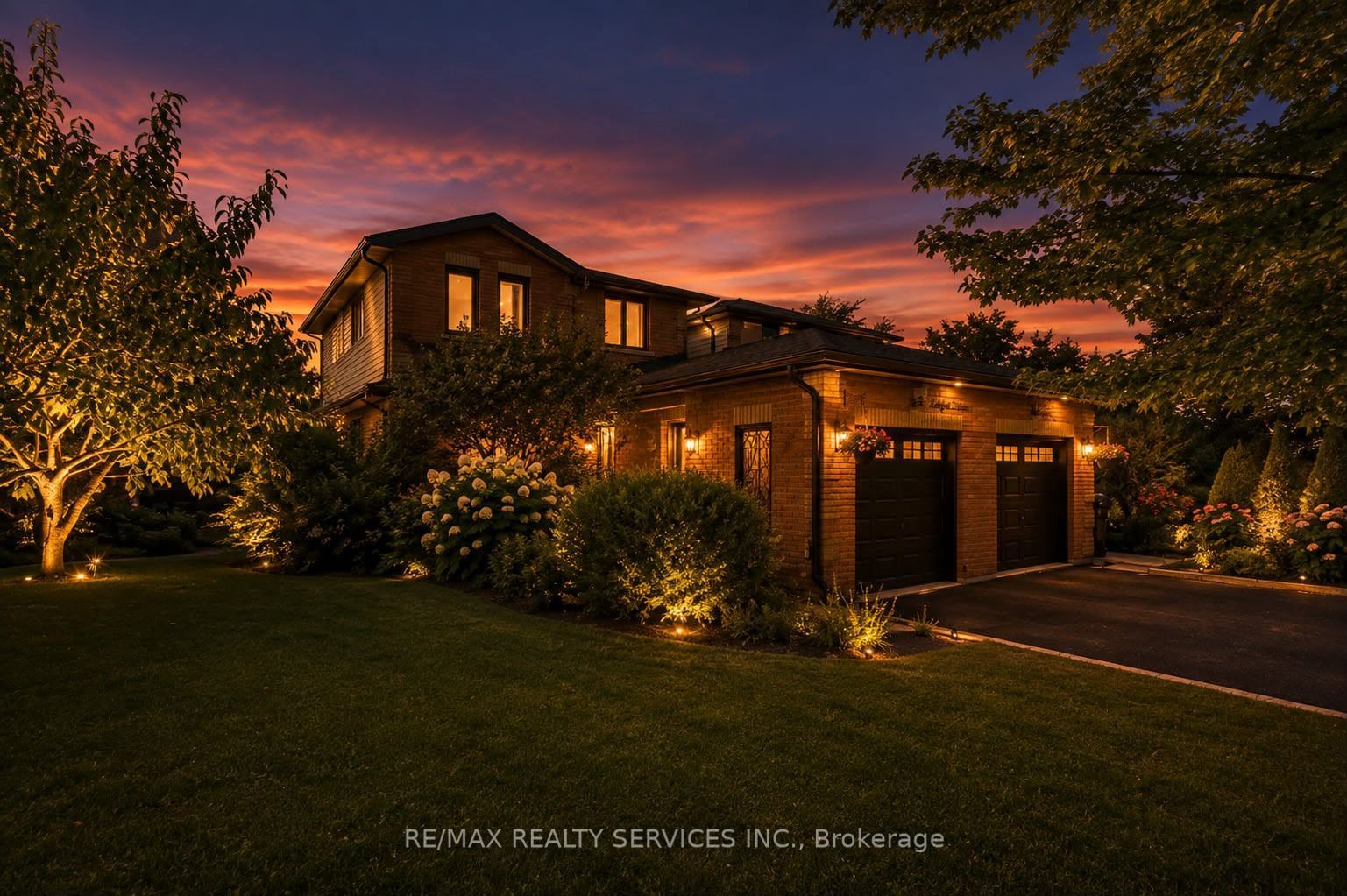 46 Magani Avenue, Bradford West Gwillimbury, ON L3Z 2S3