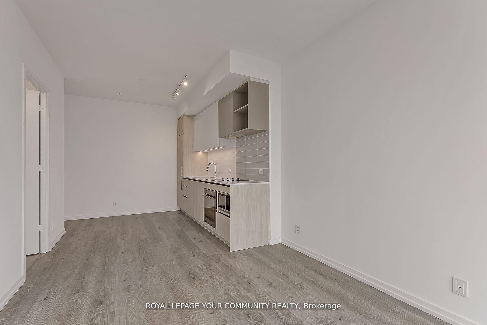 1000 Portage Parkway PH12, Vaughan, ON L4K 0L1 photo 5