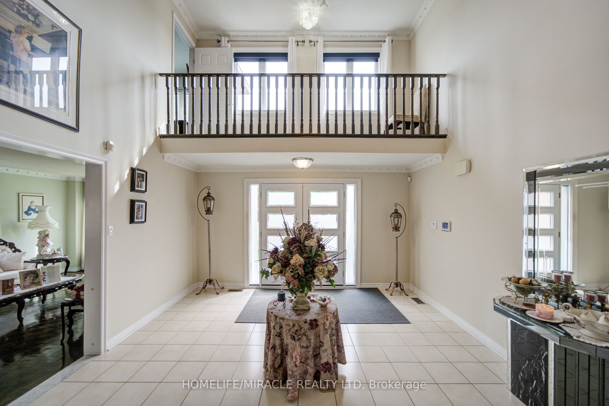 756 Kingsmere Avenue, Newmarket, ON L3X 1K6 photo 4