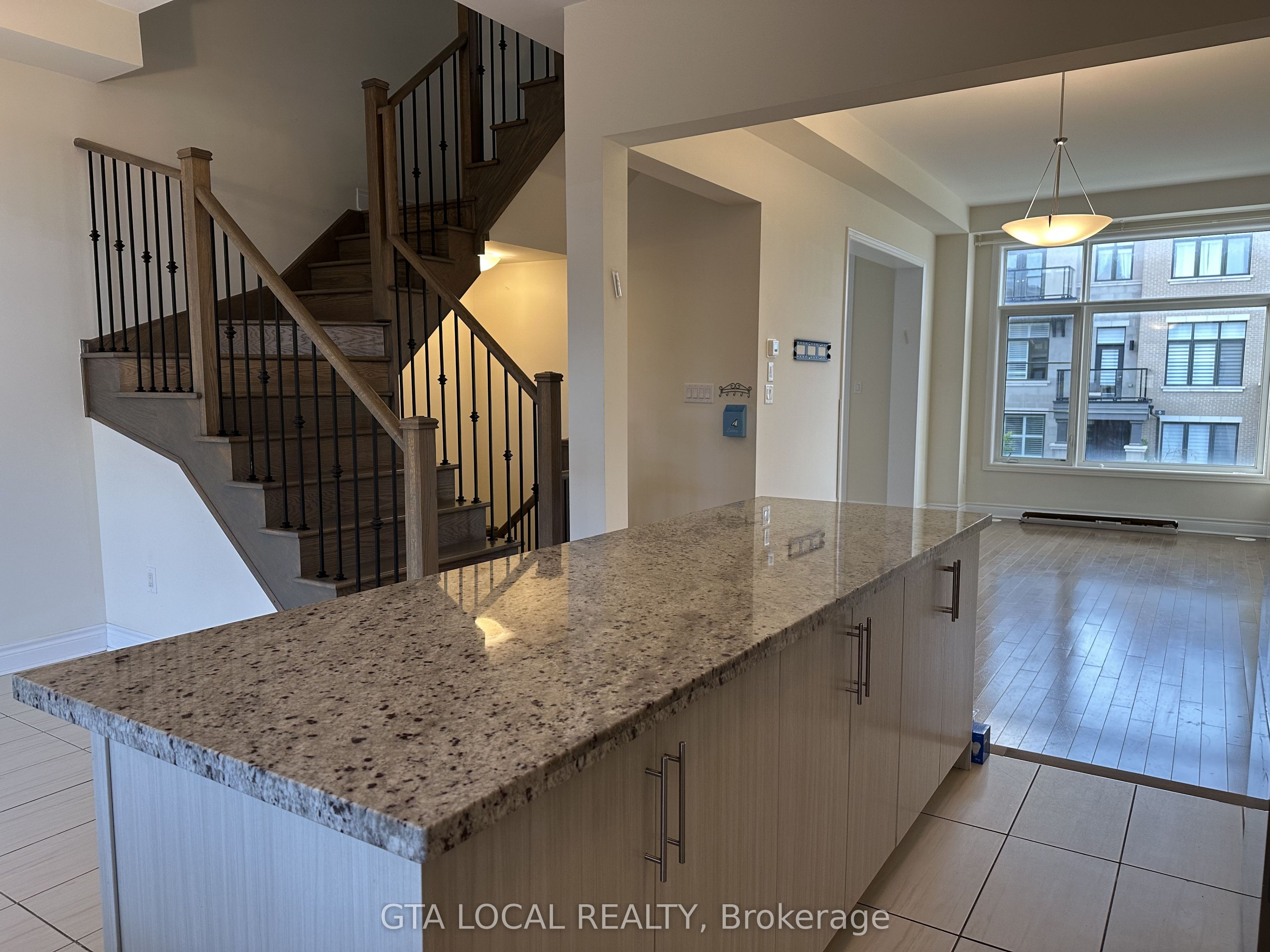 5 Aylin Crescent, Vaughan, ON L6A 4Z8 photo 5