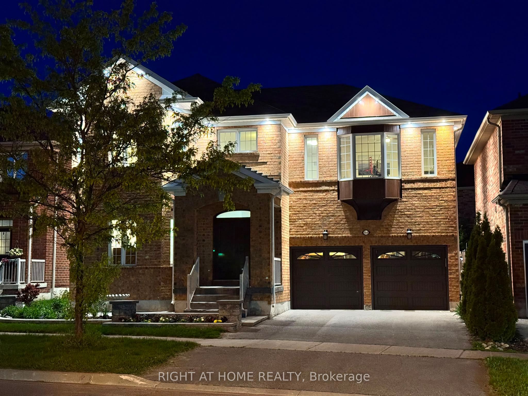 89 Greenwood Road, Whitchurch-Stouffville, ON L4A 0N8 photo 2