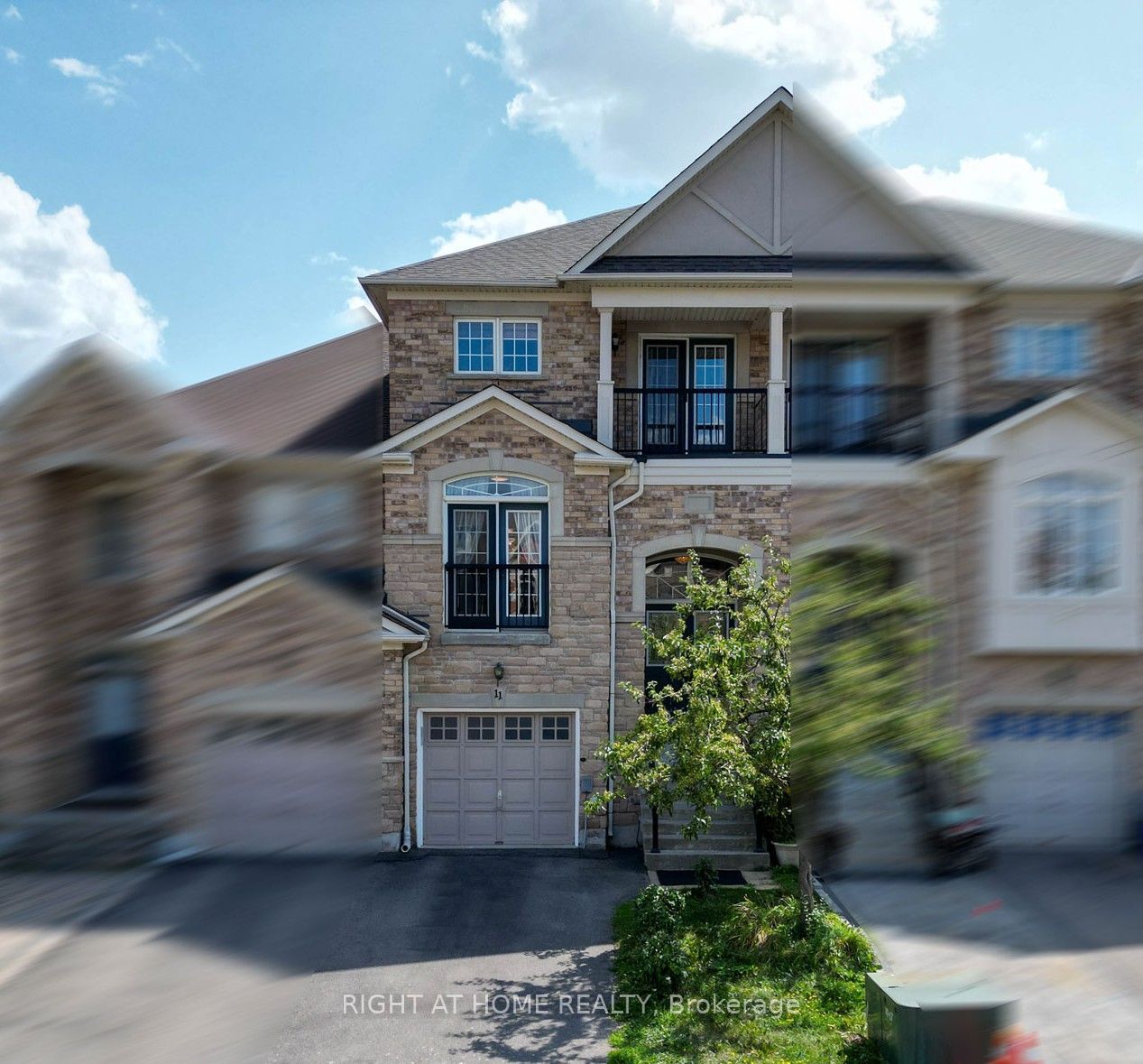 11 Littleriver Court, Vaughan, ON L6A 0K4