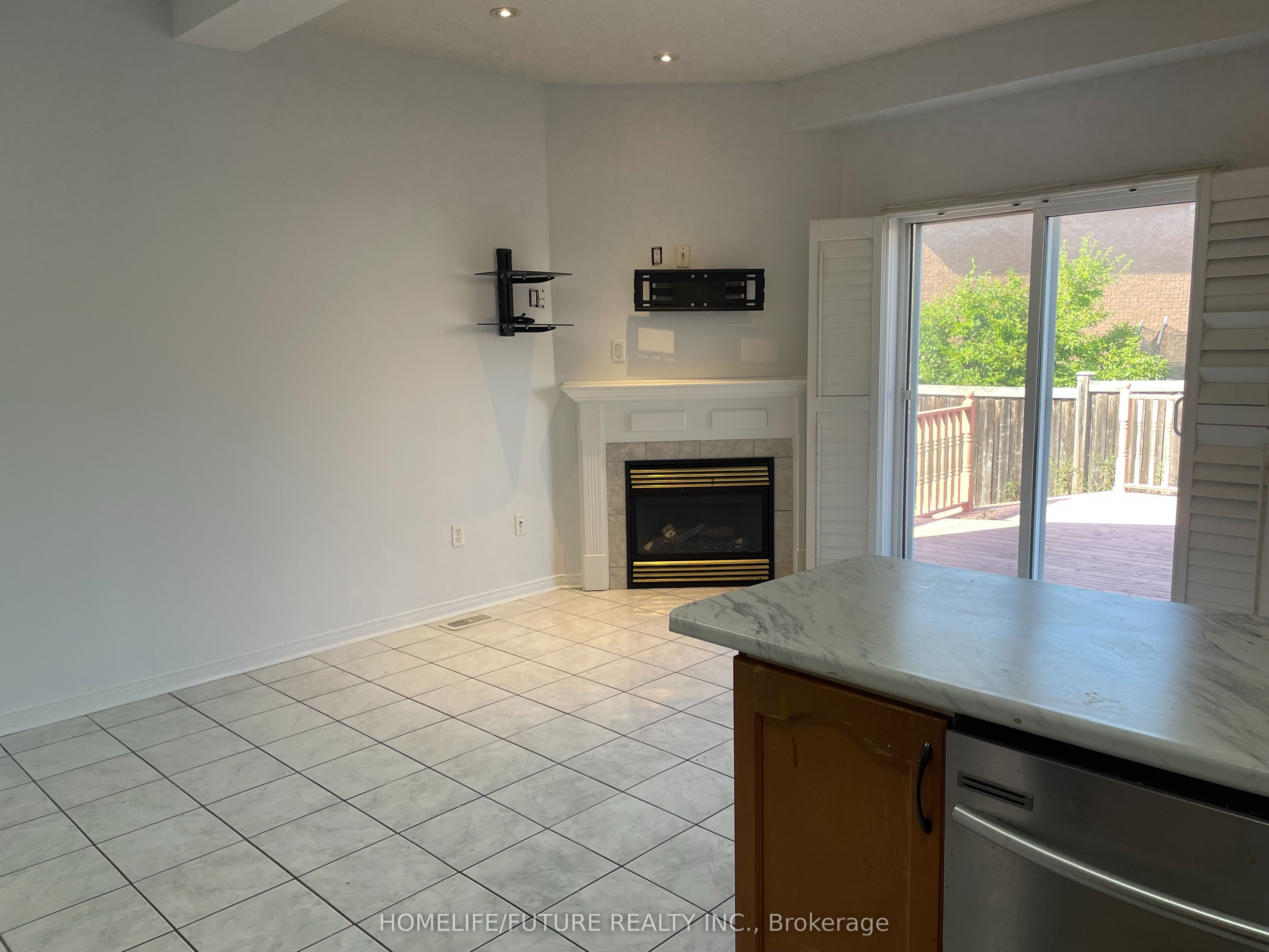 78 Jack Monkman Crescent Main & 2nd, Markham, ON L3S 0A4 photo 2