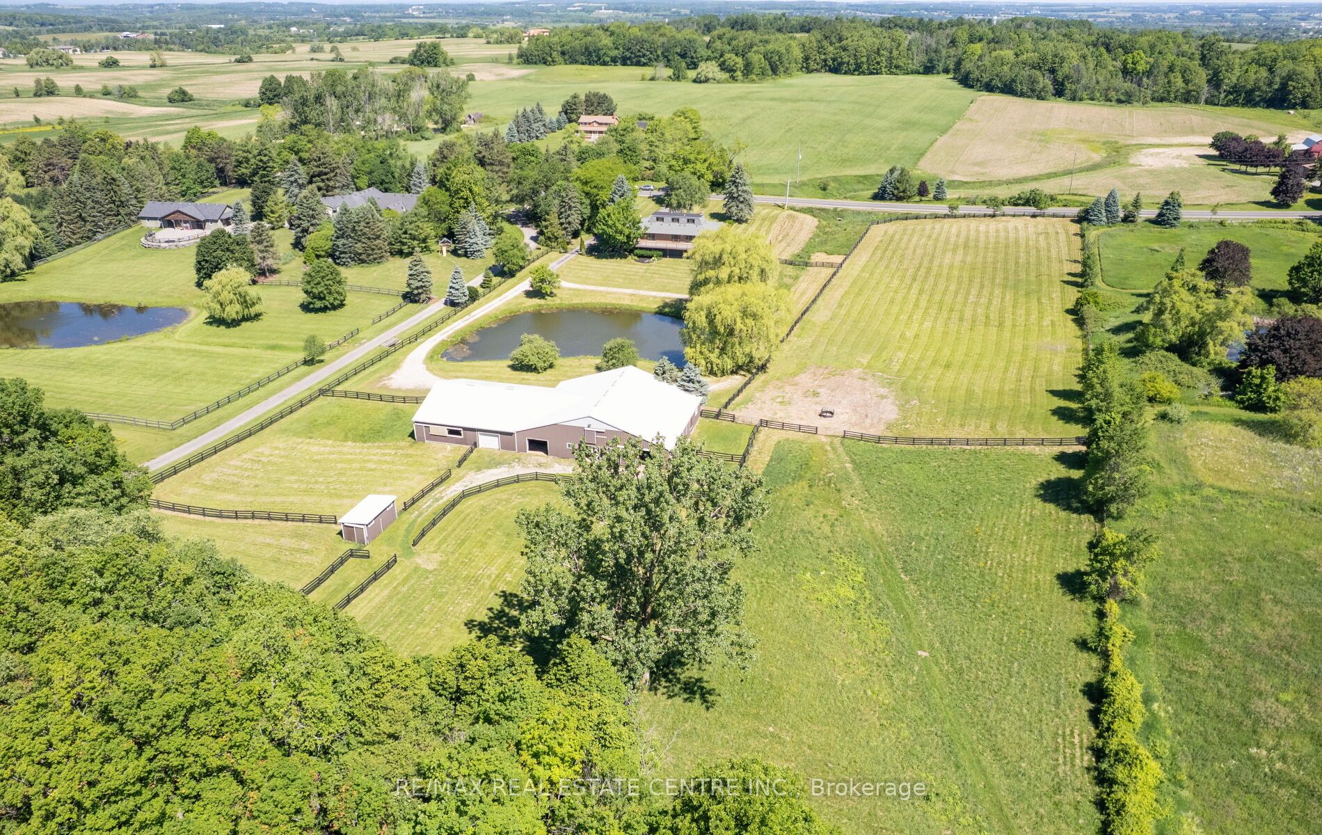6375 17th Sideroad, King, ON L0G 1T0 photo 2