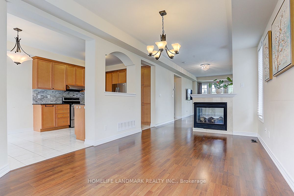 10 Paper Birch Drive, Markham, ON L6B 0T4 photo 4
