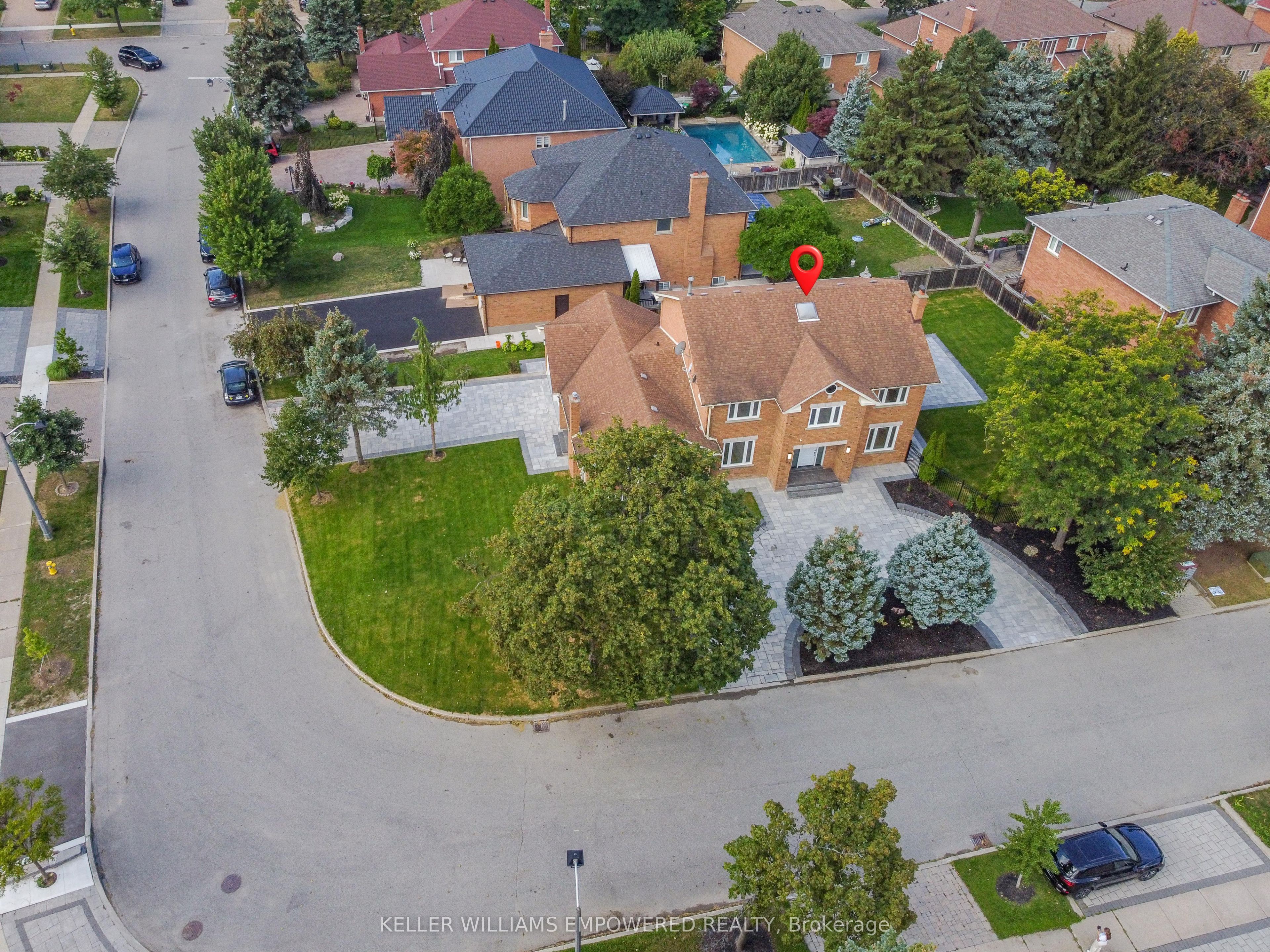 24 Marconi Avenue, Vaughan, ON L4L 7A5 photo 2