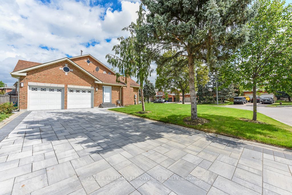 24 Marconi Avenue, Vaughan, ON L4L 7A5 photo 4