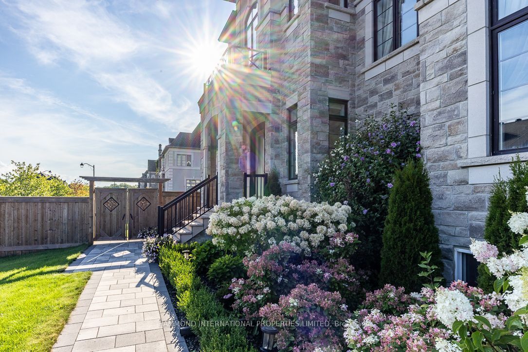 50 Elmers Lane, King, ON L7B 0P5 photo 4