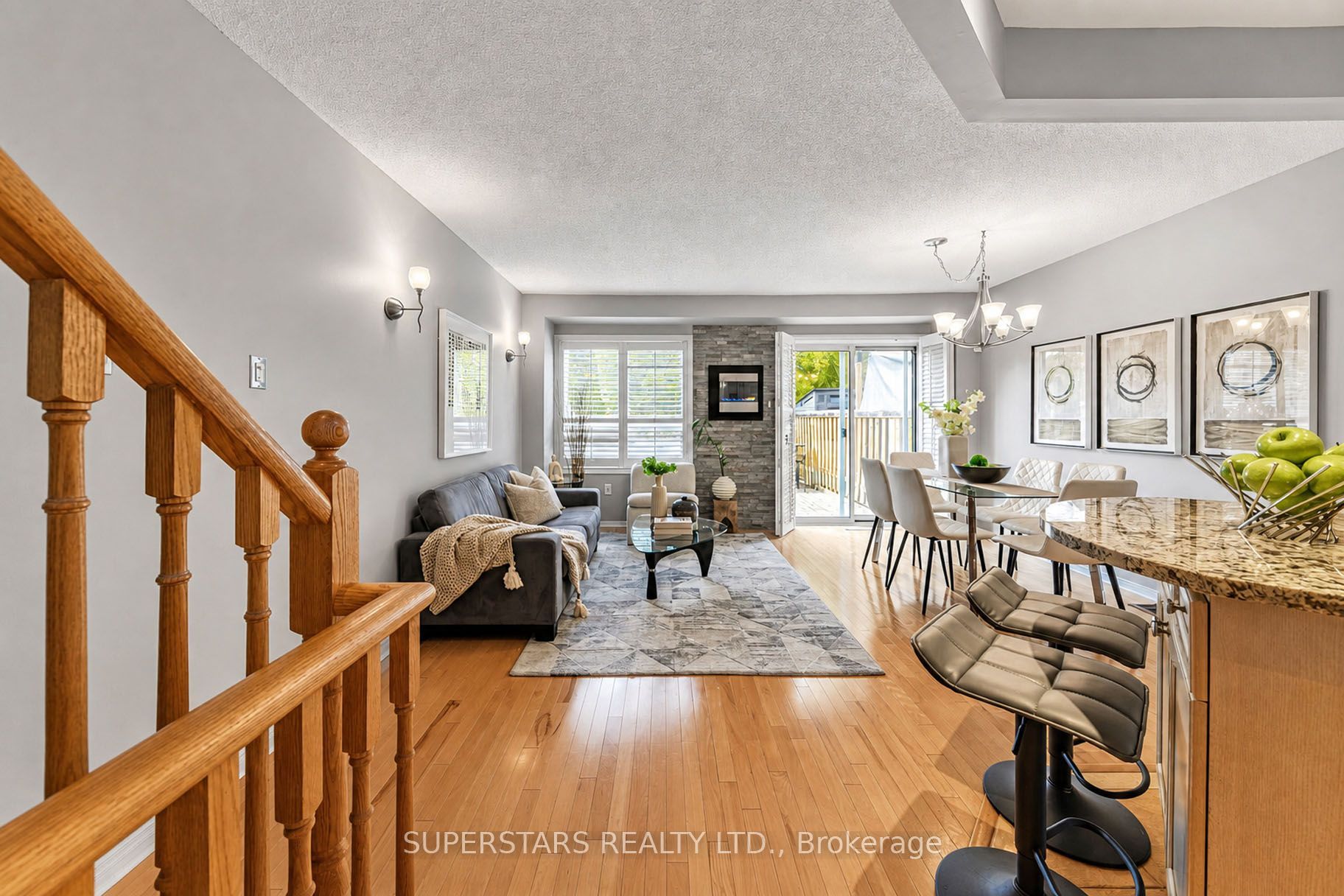 62 Tania Crescent, Vaughan, ON L6A 2M8 photo 3