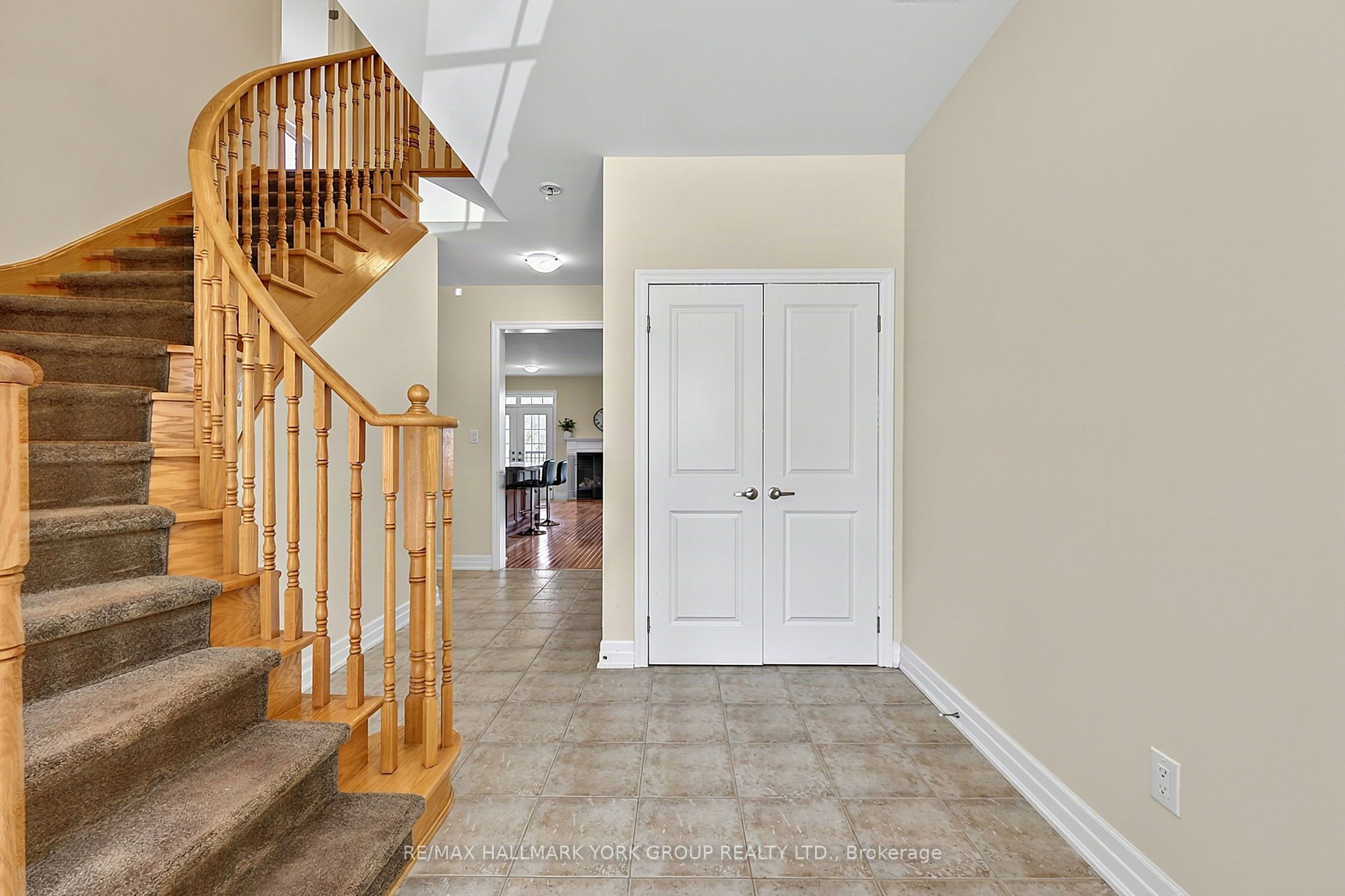 36 Alex Campbell Crescent, King, ON L7B 1K9 photo 3