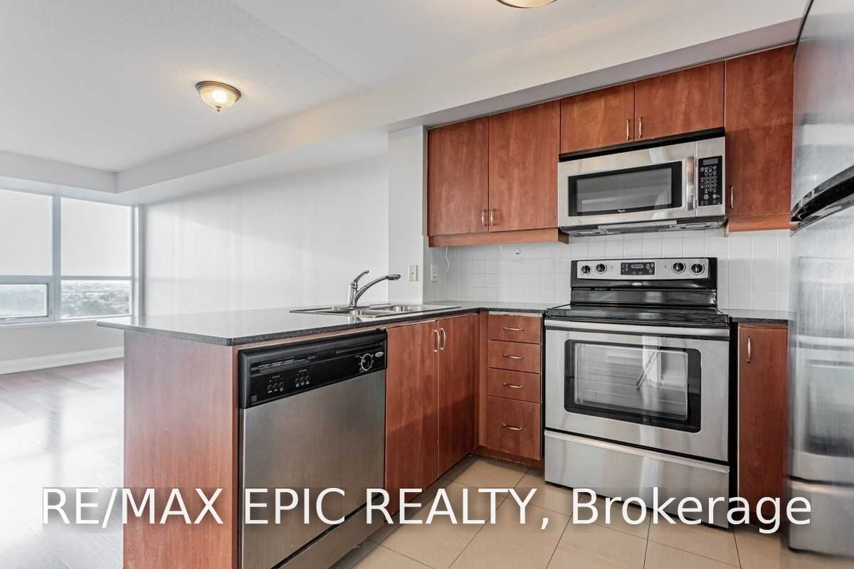 30 North Park Road 810, Vaughan, ON L4J 0G6 photo 5