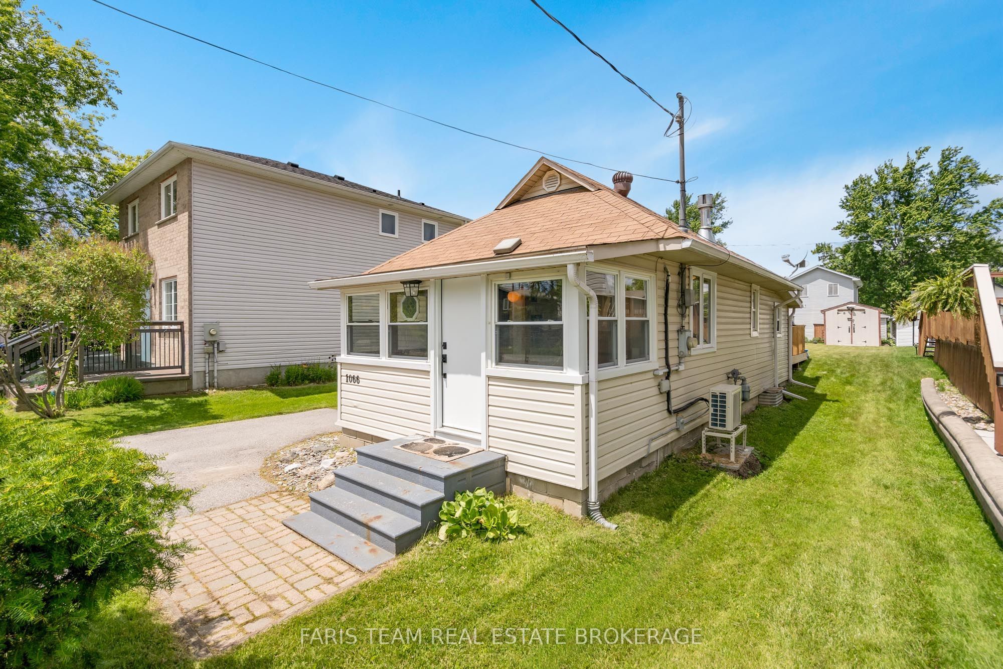 1066 Wood Street, Innisfil, ON L0L 1K0 photo 3