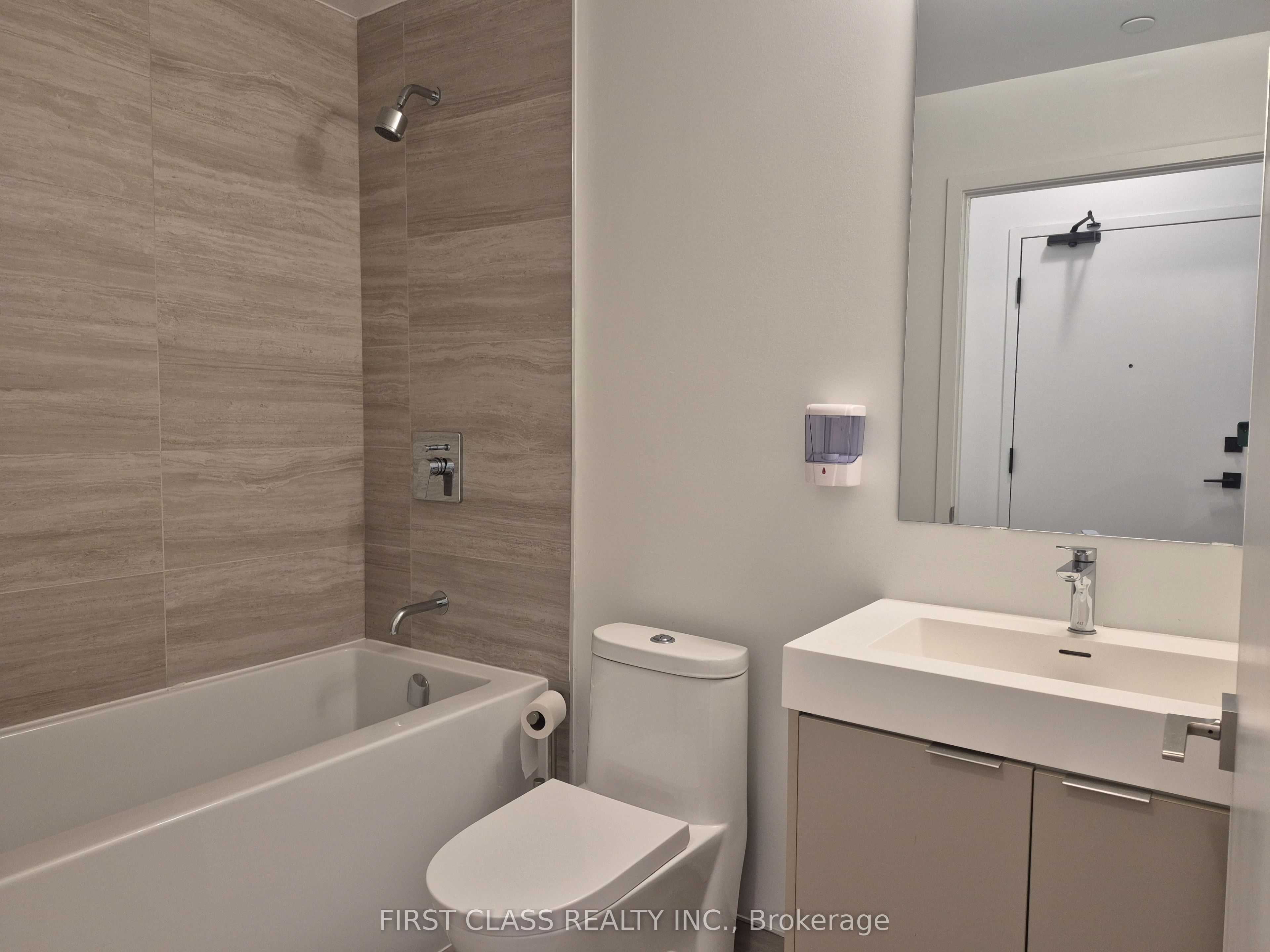 474 Caldari Road 403, Vaughan, ON L4K 0R5 photo 4