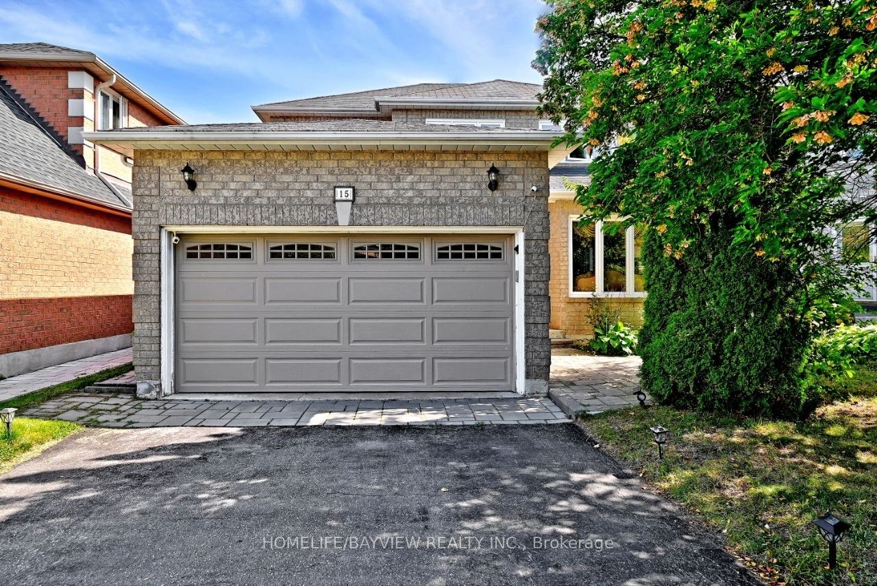 15 El Dorado Street, Richmond Hill, ON L4C 0G9 photo 2