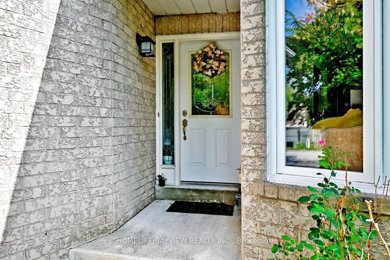 15 El Dorado Street, Richmond Hill, ON L4C 0G9 photo 4