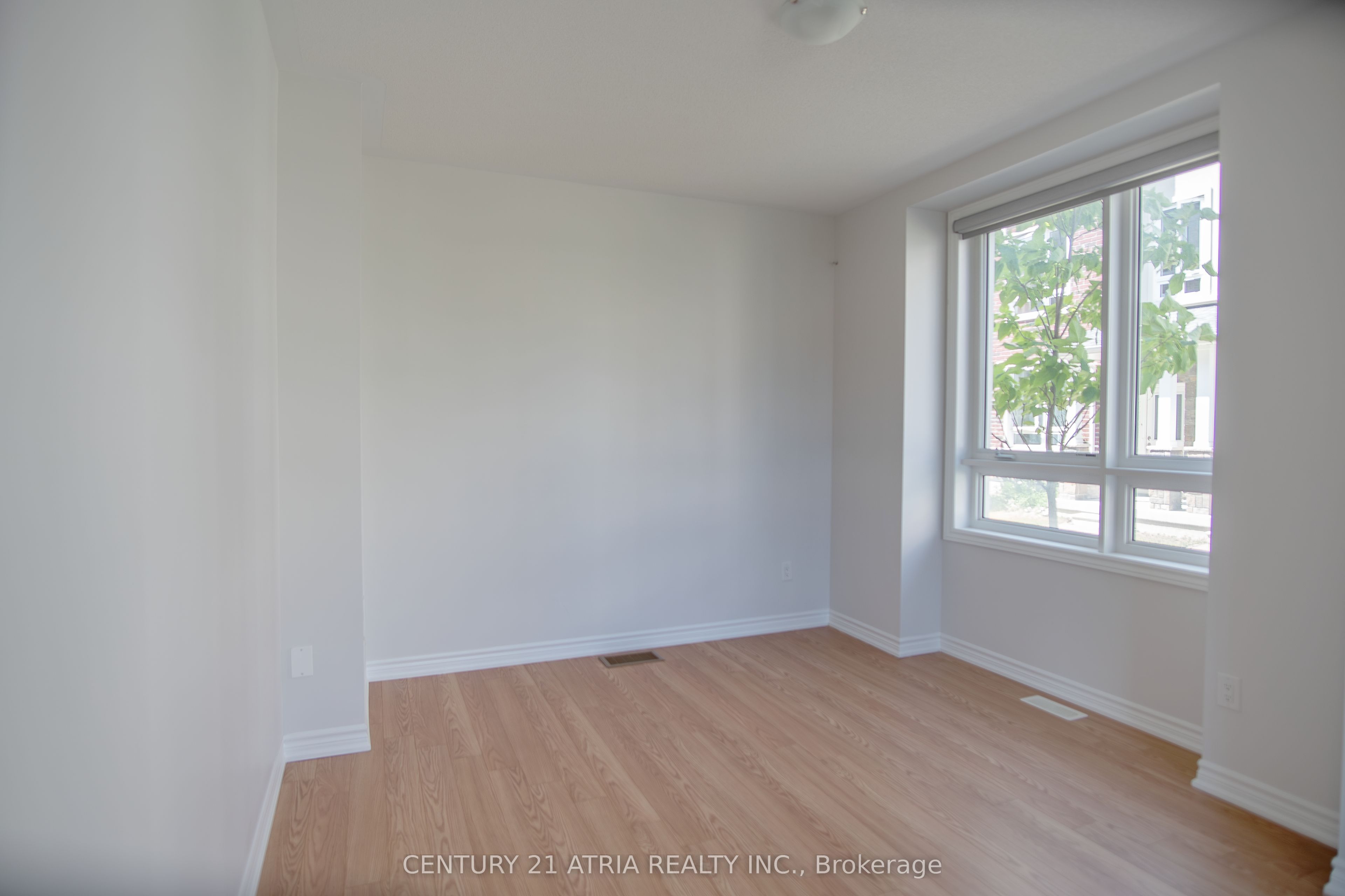 18 Imperial College Lane, Markham, ON L6E 0V6 photo 2