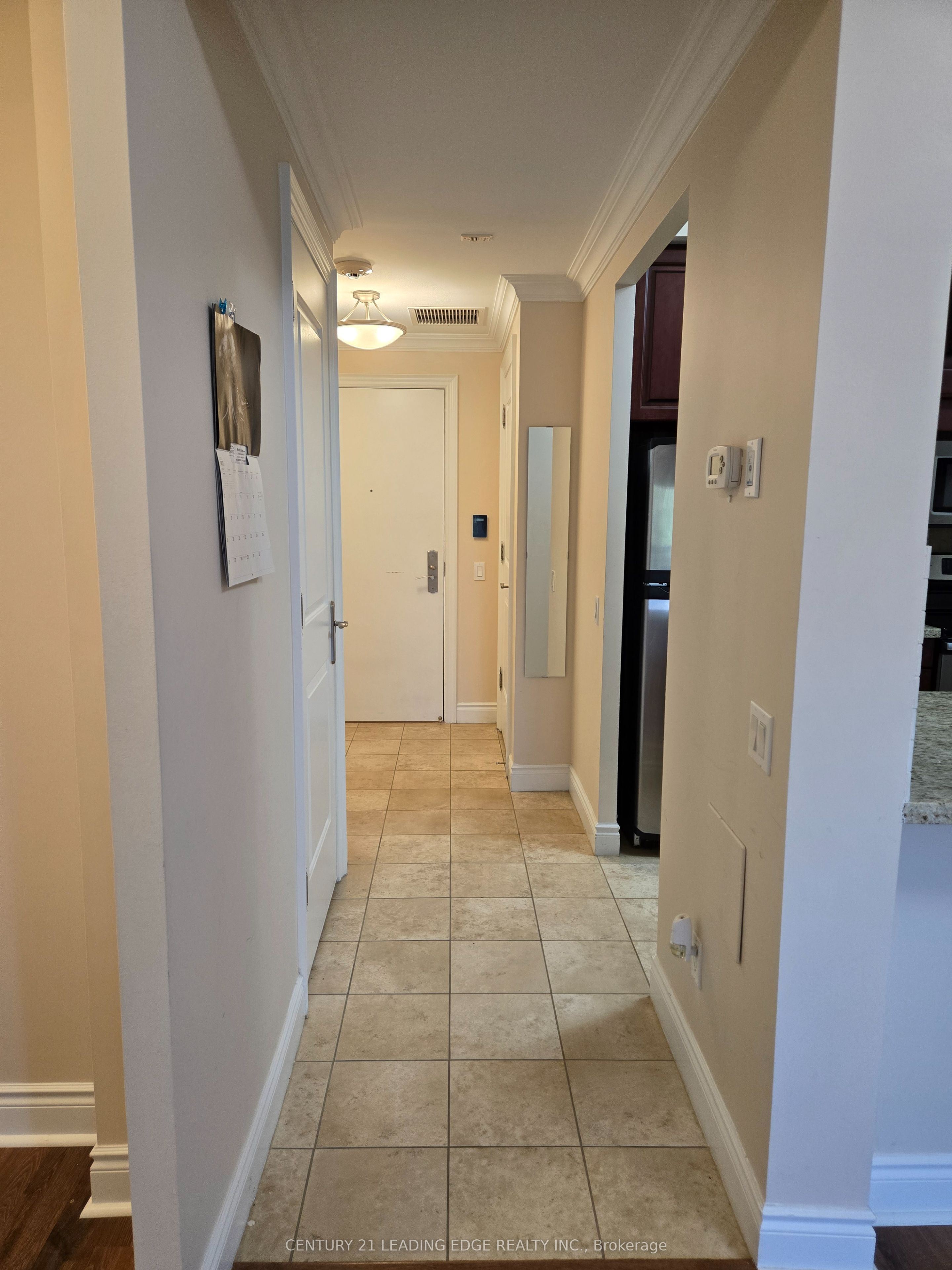10101 Yonge Street 308, Richmond Hill, ON L4C 0V6 photo 3
