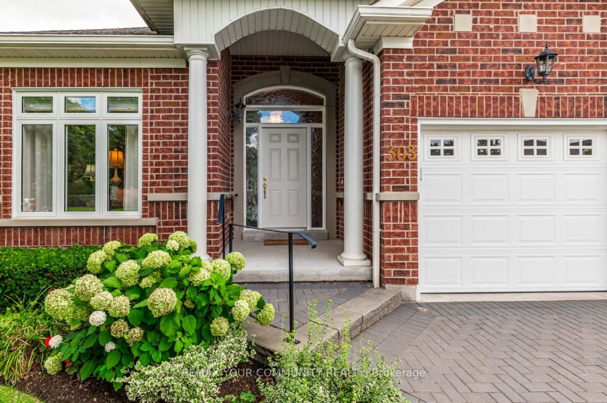 303 BABE'S Way, Whitchurch-Stouffville, ON L4A 0K5 photo 2