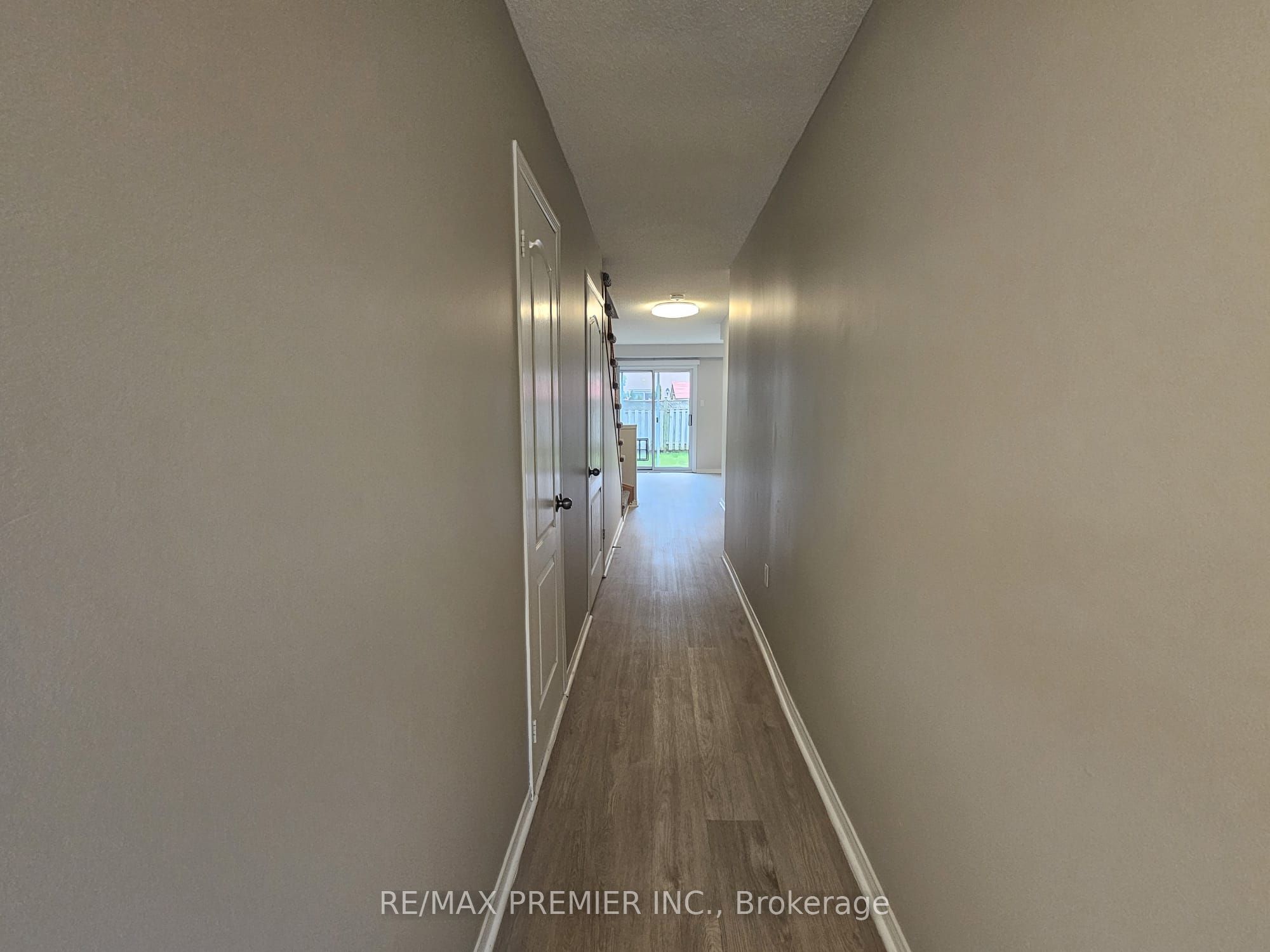 9 Lucena Crescent, Vaughan, ON L6A 2W6 photo 3