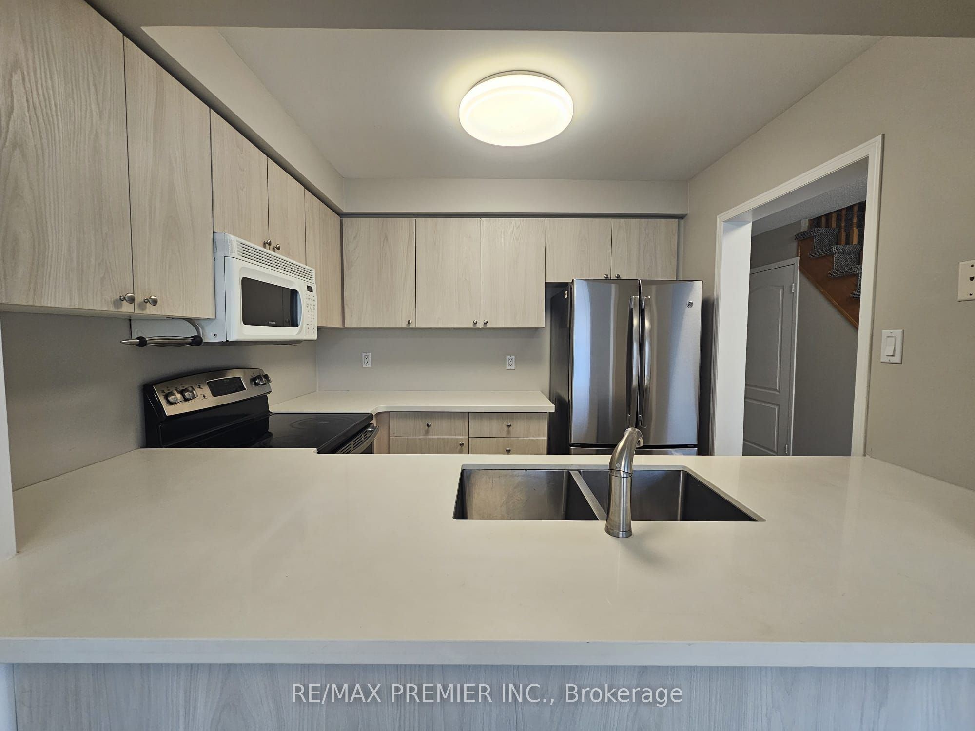 9 Lucena Crescent, Vaughan, ON L6A 2W6 photo 5