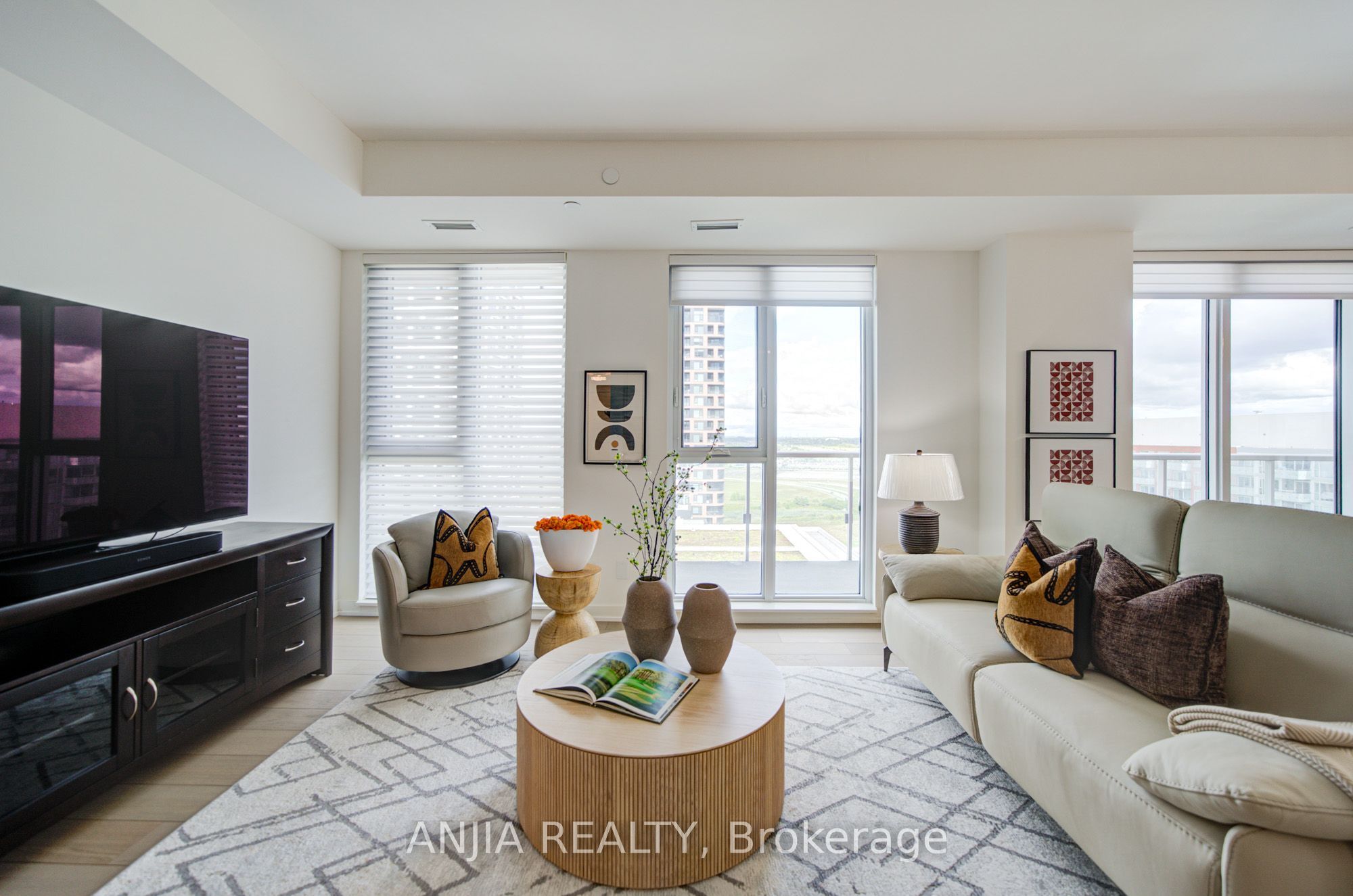 8119 Birchmount Road 1705, Markham, ON L6G 0H6 photo 4