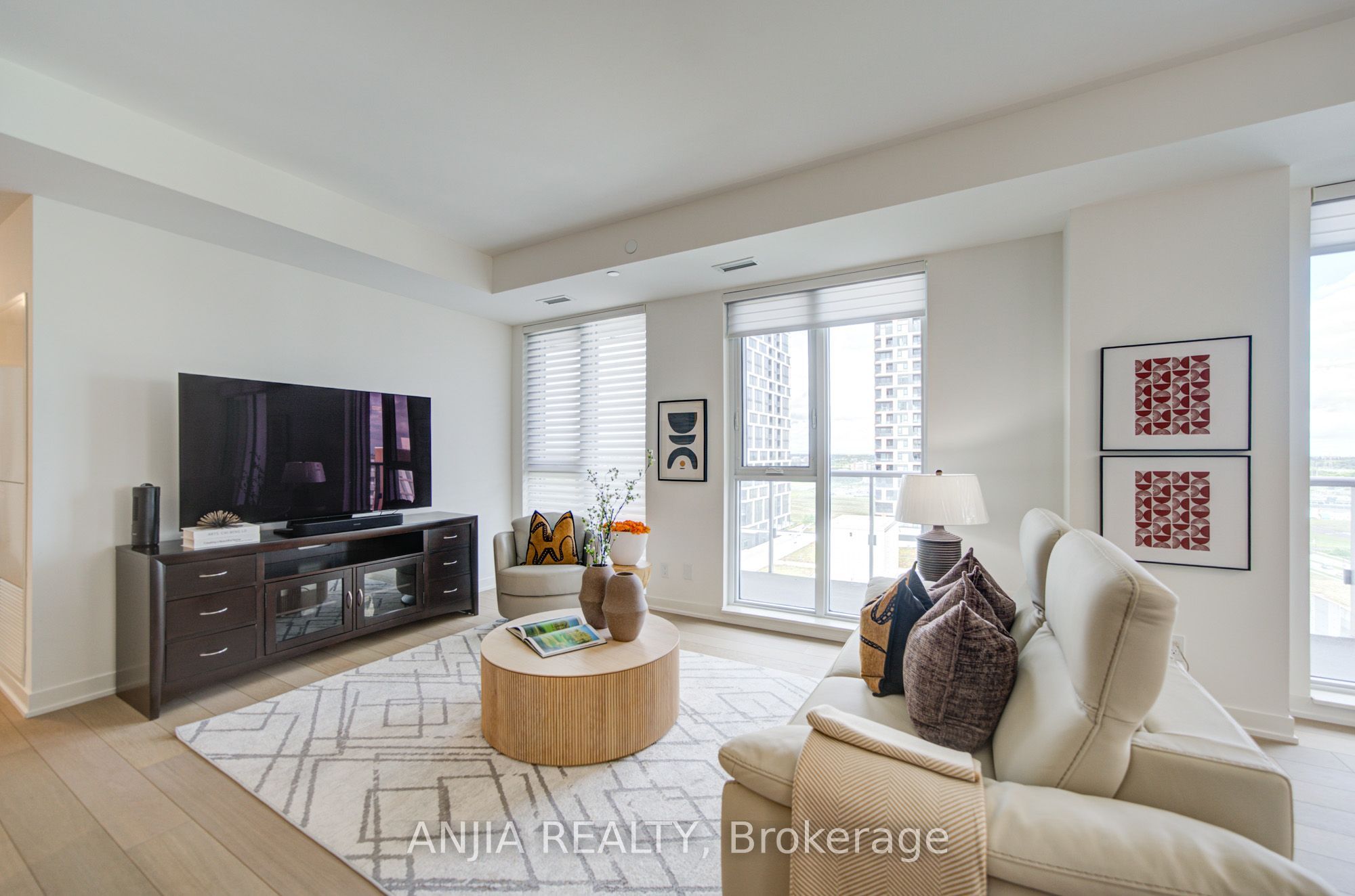 8119 Birchmount Road 1705, Markham, ON L6G 0H6 photo 5