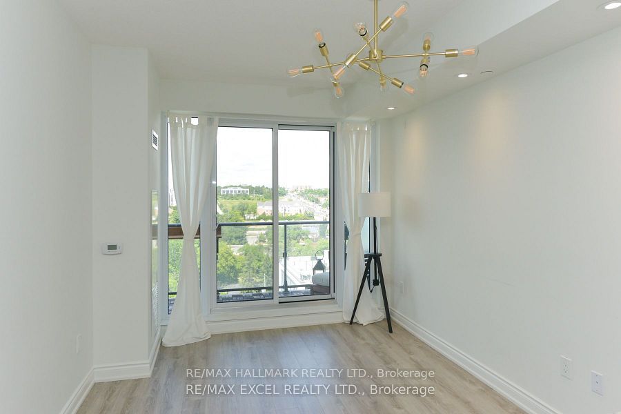 9618 Yonge Street 1011, Richmond Hill, ON L4C 0X5 photo 2