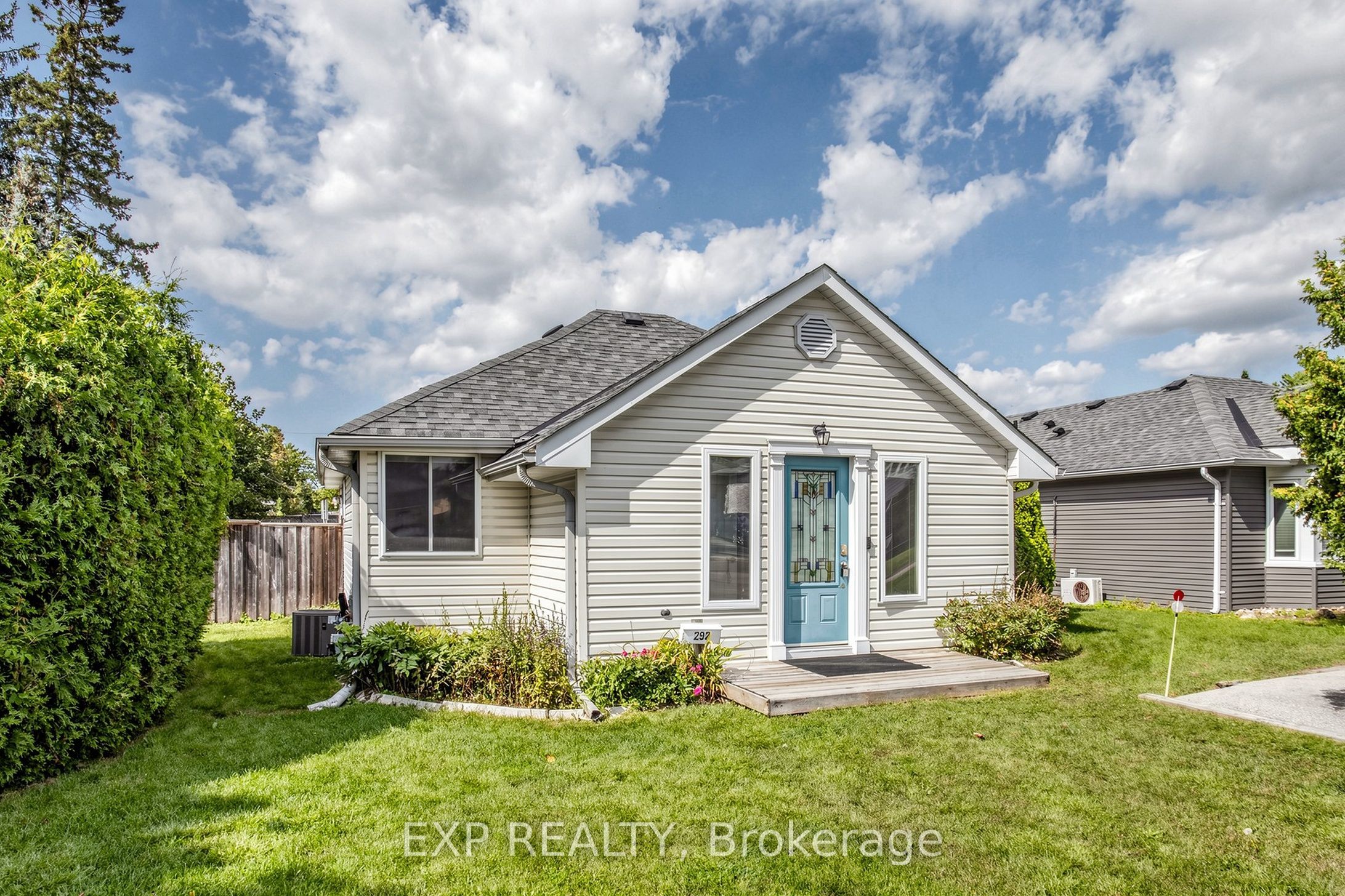 292 Hollywood Drive, Georgina, ON L4P 2Z8 photo 2