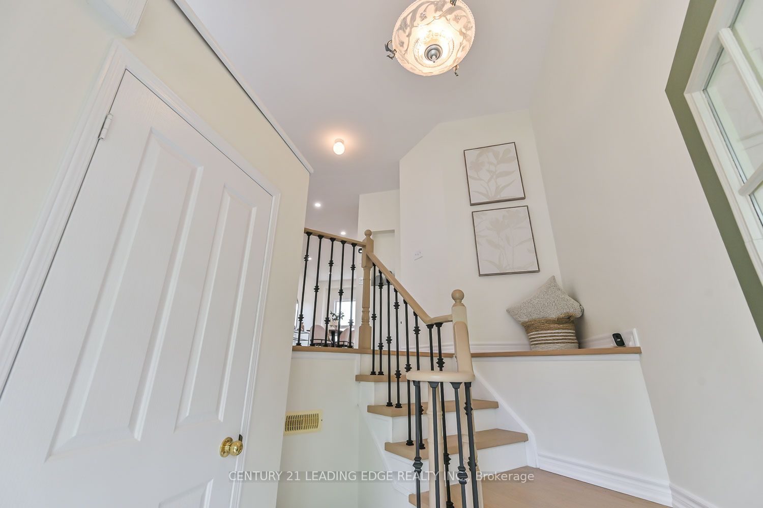 23 Crawford Street, Markham, ON L6C 2L4 photo 4