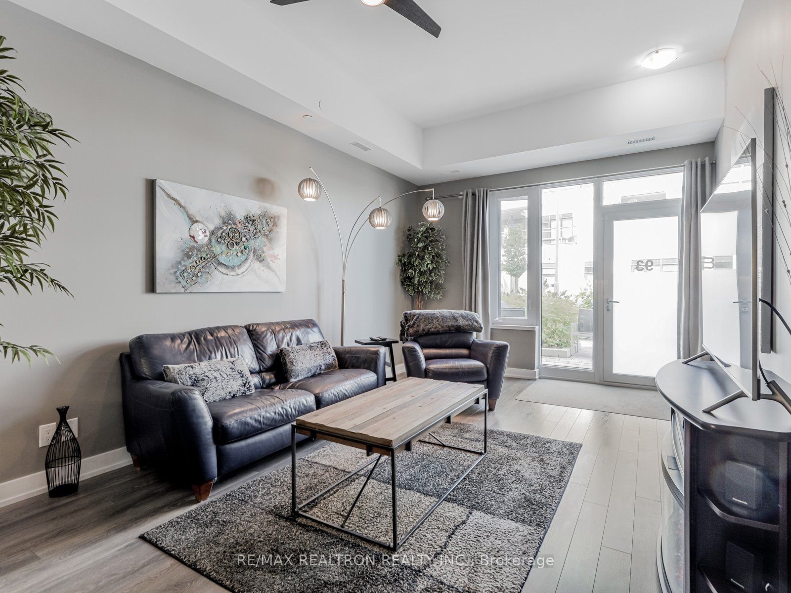303 Broward Way 93, Innisfil, ON L9S 0M6 photo 4