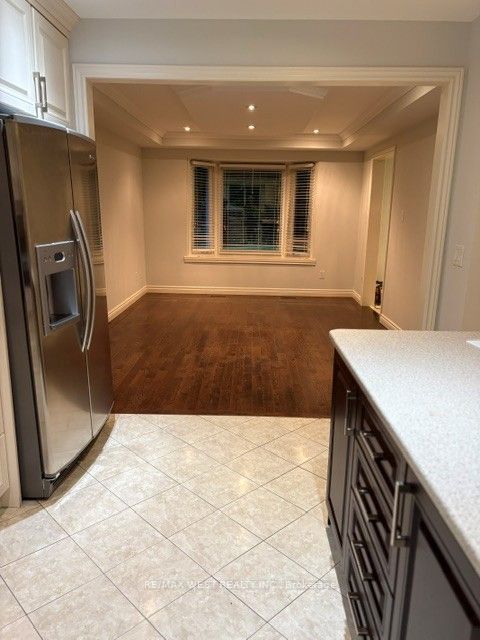10 Testa Street, East Gwillimbury, ON L0L 1R0 photo 3