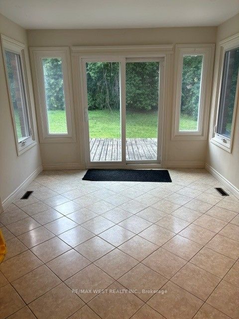 10 Testa Street, East Gwillimbury, ON L0L 1R0 photo 5