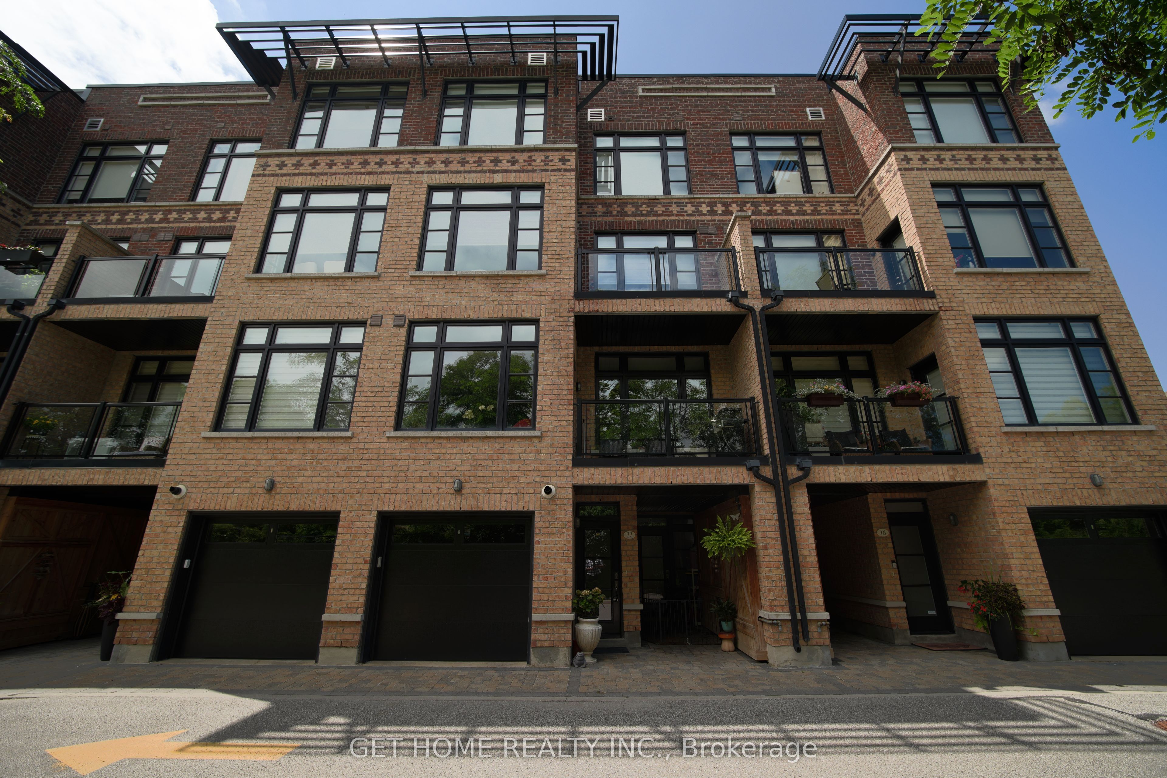 8169 Kipling Avenue E 22, Vaughan, ON L4L 0G4 photo 3