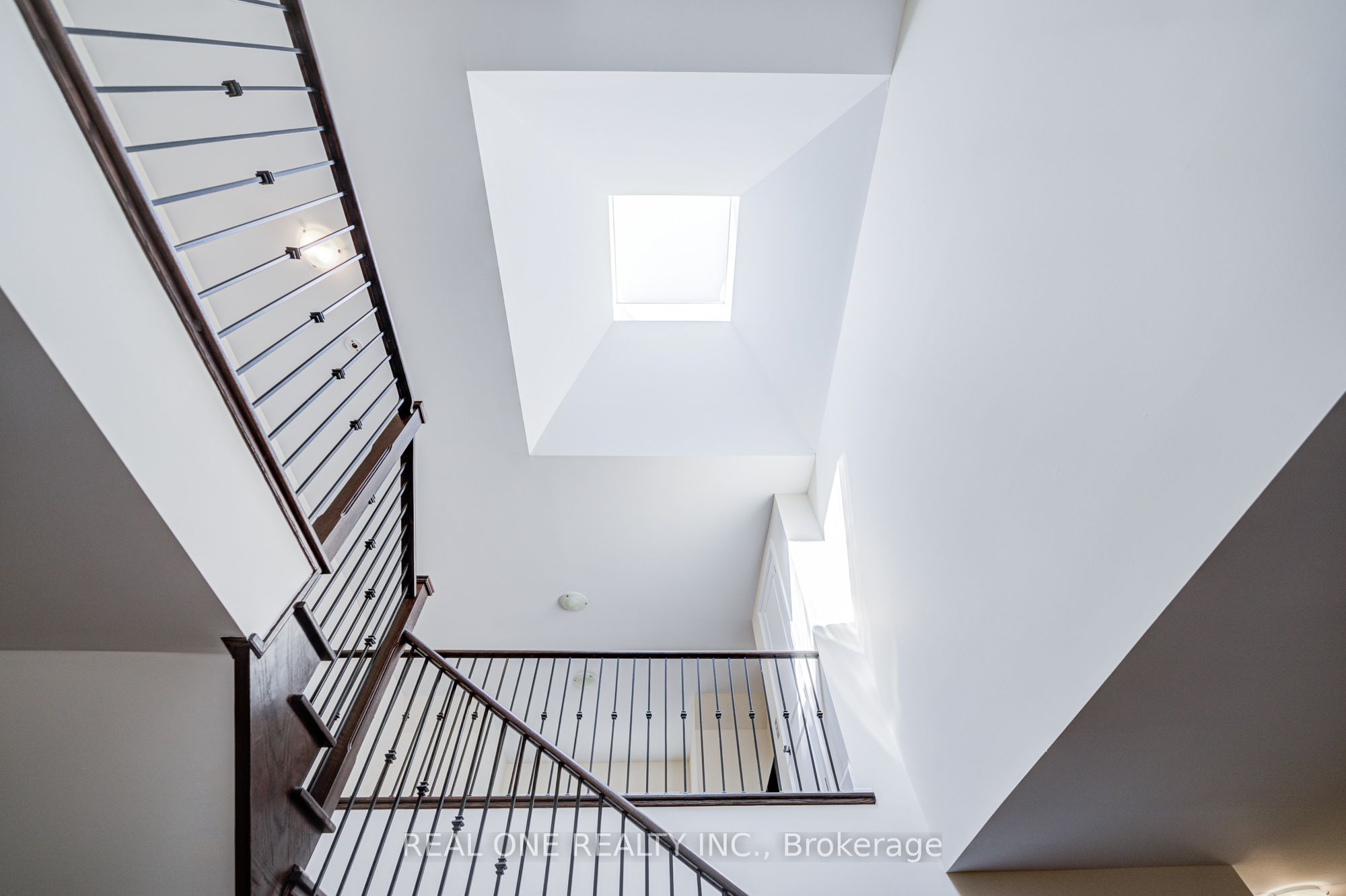 421 Flamingo Road, Vaughan, ON L4J 8L4 photo 3