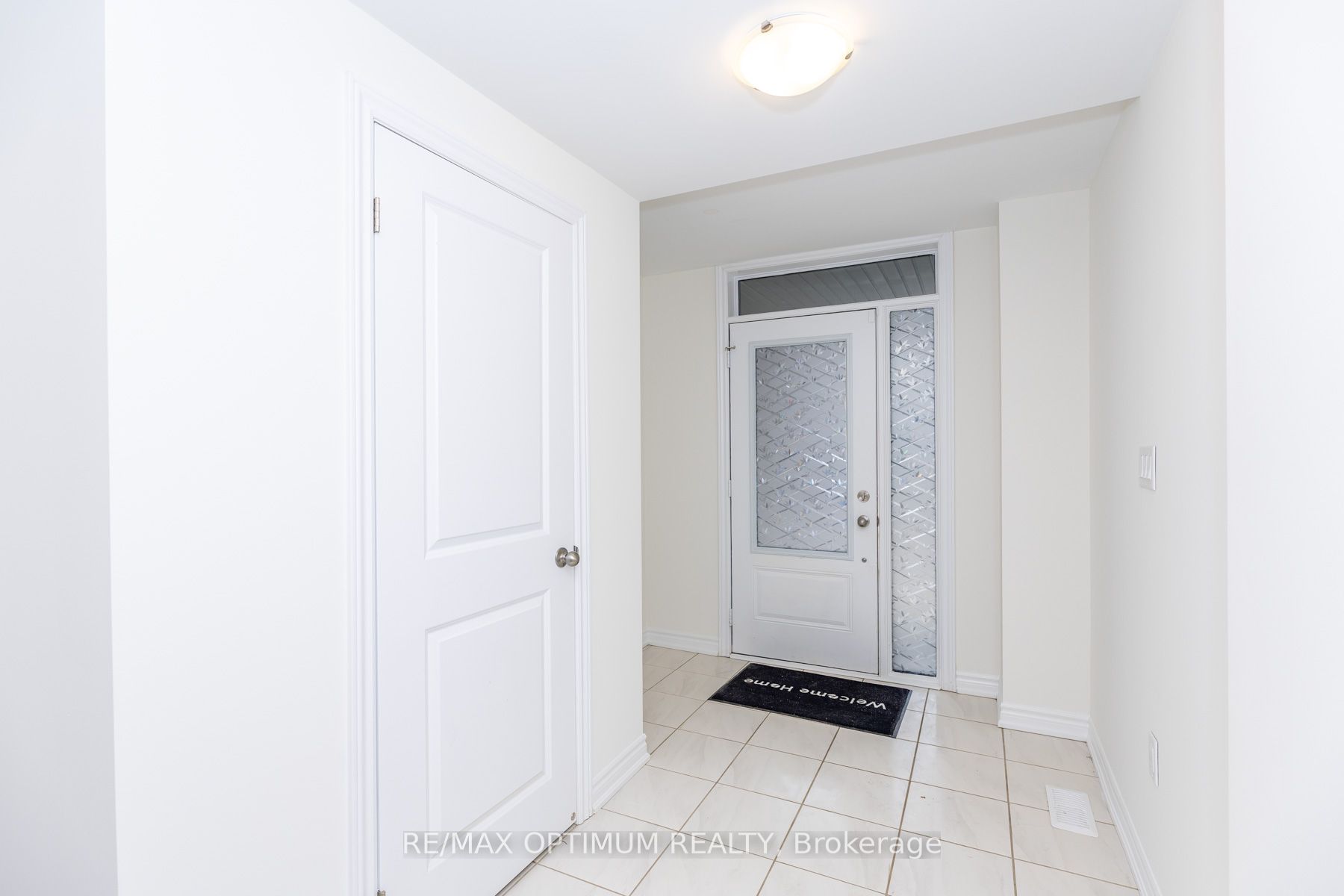15 Gunton Street, Aurora, ON L4G 4A9 photo 5