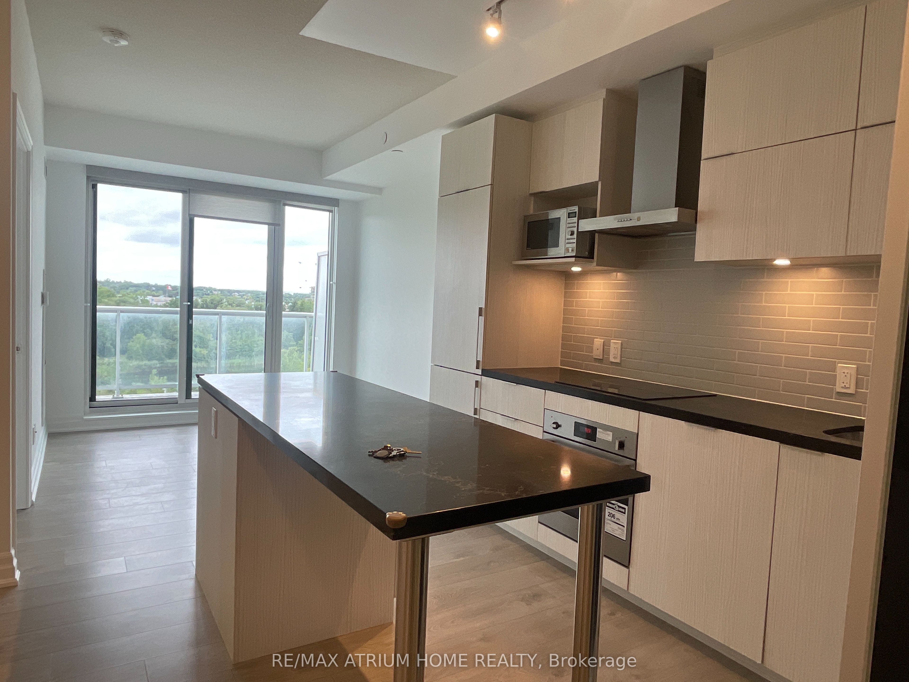 18 Rouge Valley Drive W 601, Markham, ON L6G 0H1 photo 2