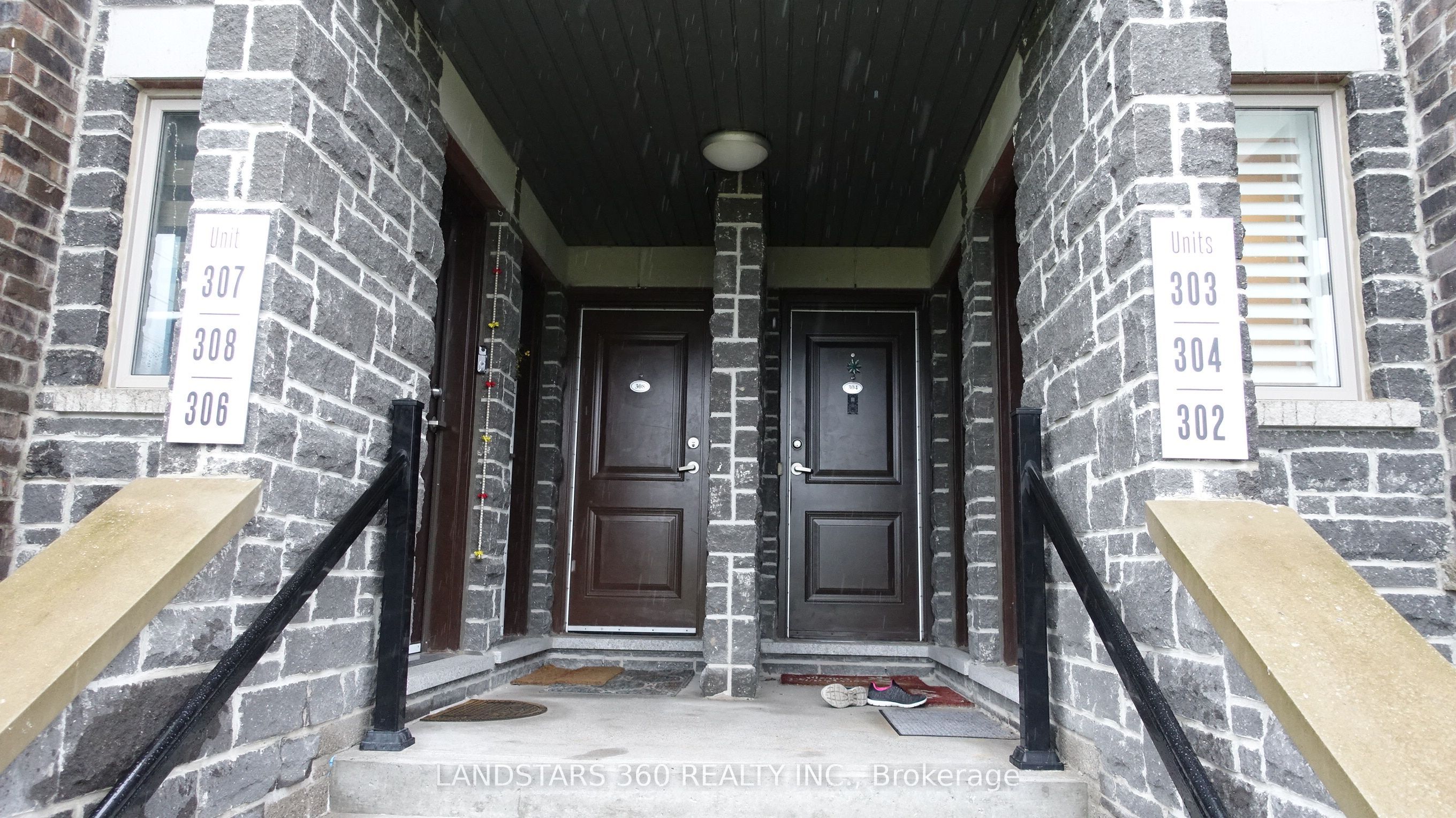 20 Dunsheath Way 302, Markham, ON L6B 1N3 photo 4
