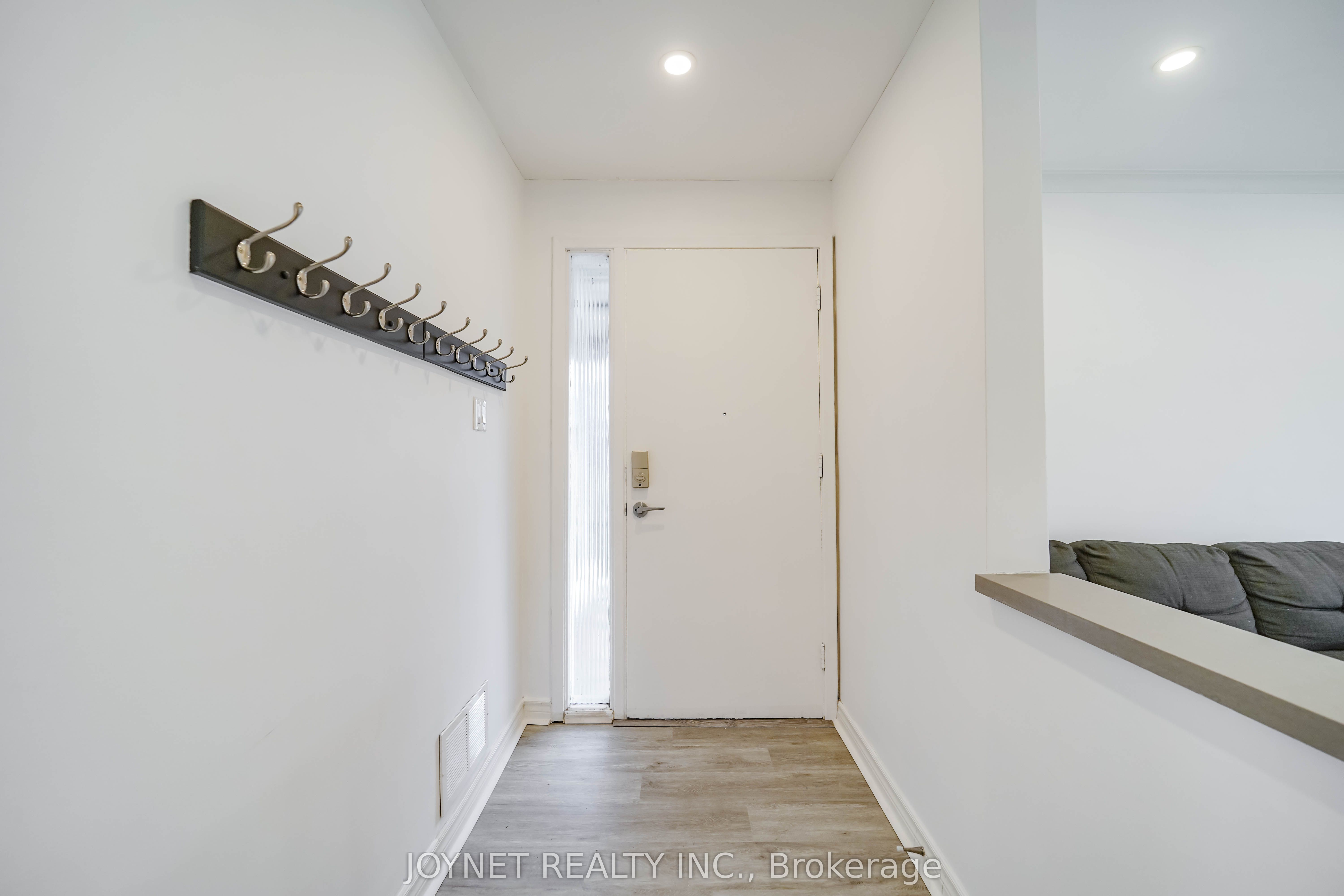 299 Palmer Avenue, Richmond Hill, ON L4C 1P4 photo 4