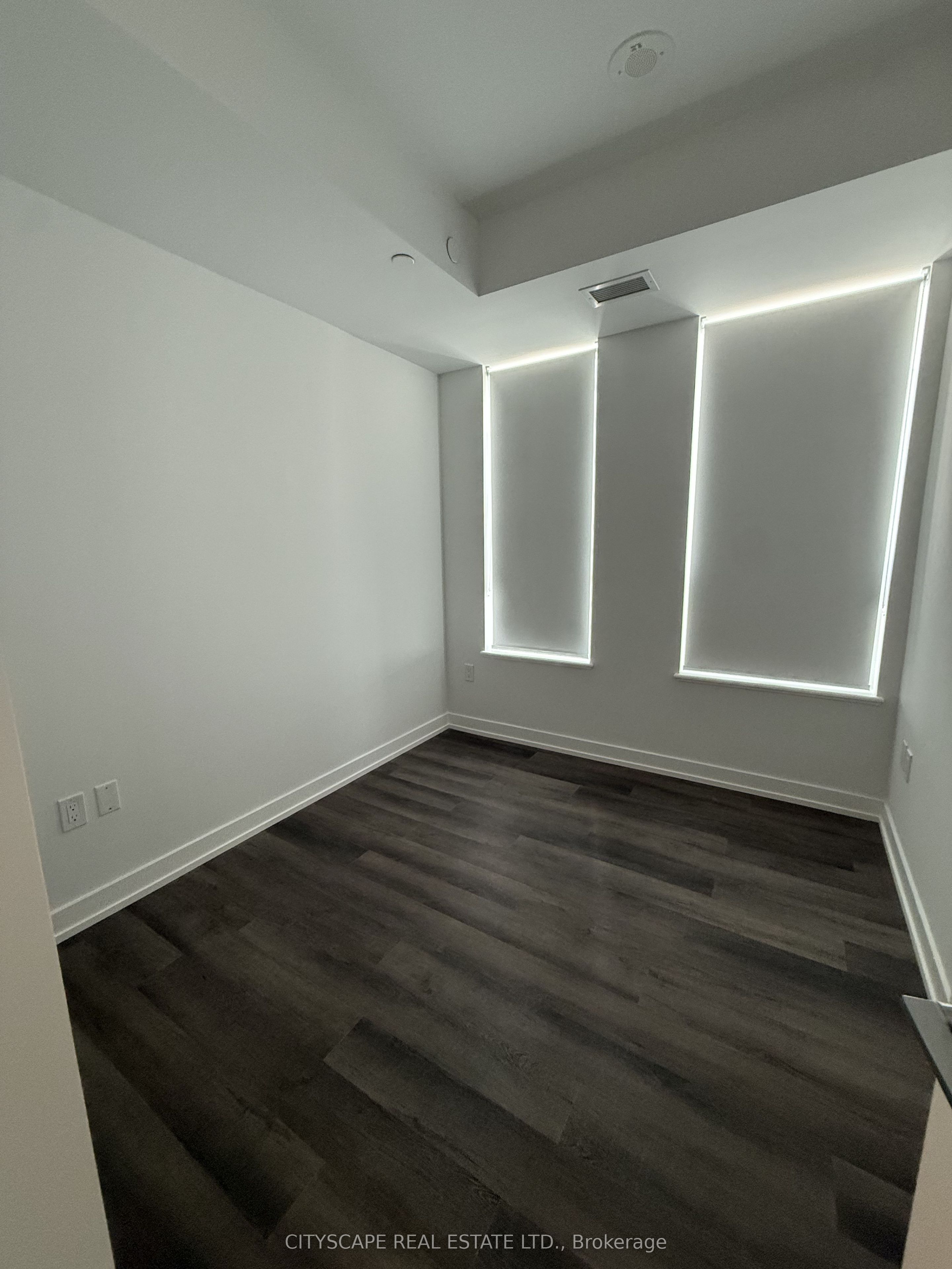 2851 Highway 7 1302, Vaughan, ON L4K 1W2 photo 4