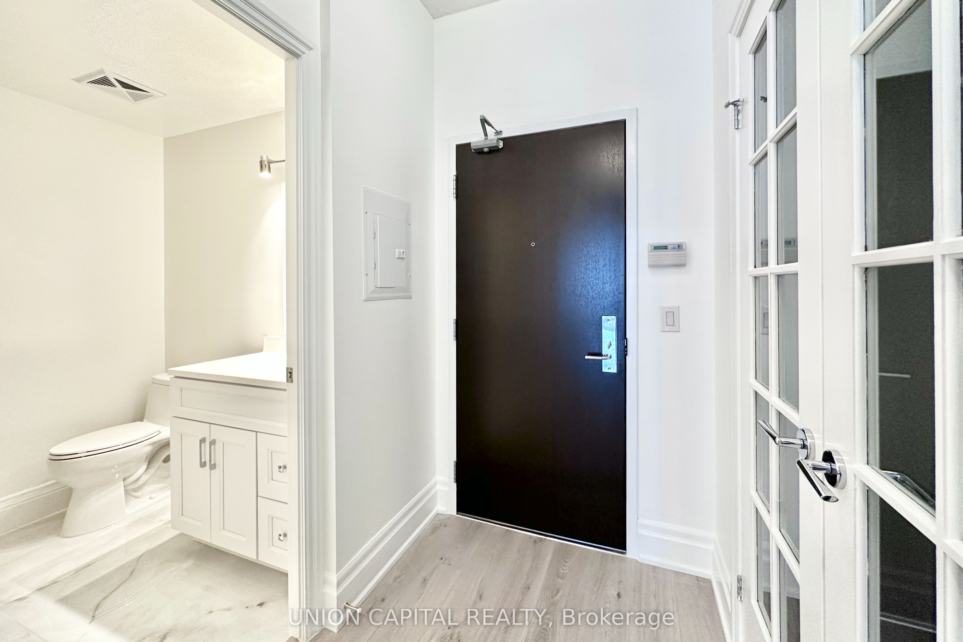 39 Upper Duke Crescent 120, Markham, ON L6G 0B8 photo 3