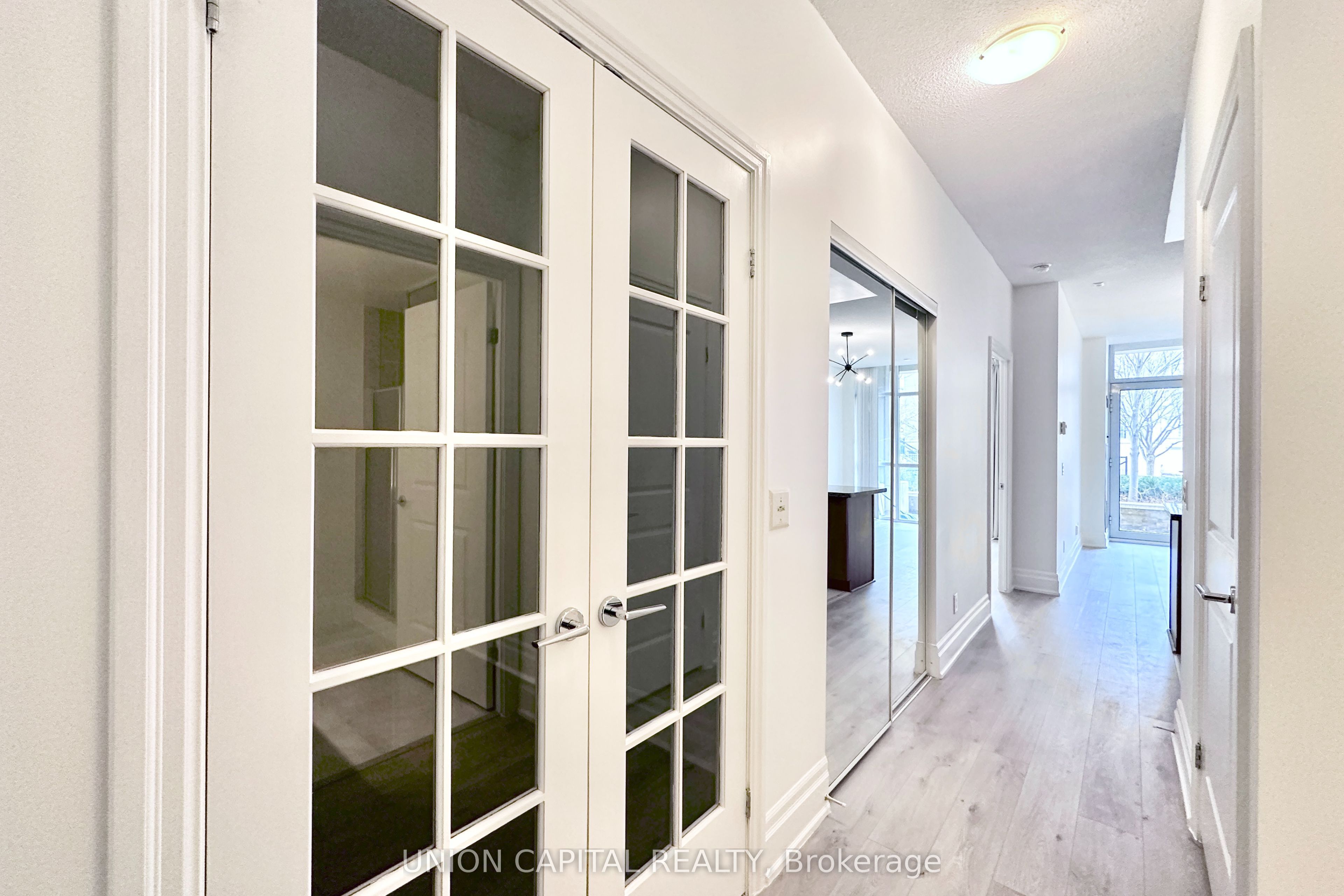 39 Upper Duke Crescent 120, Markham, ON L6G 0B8 photo 4
