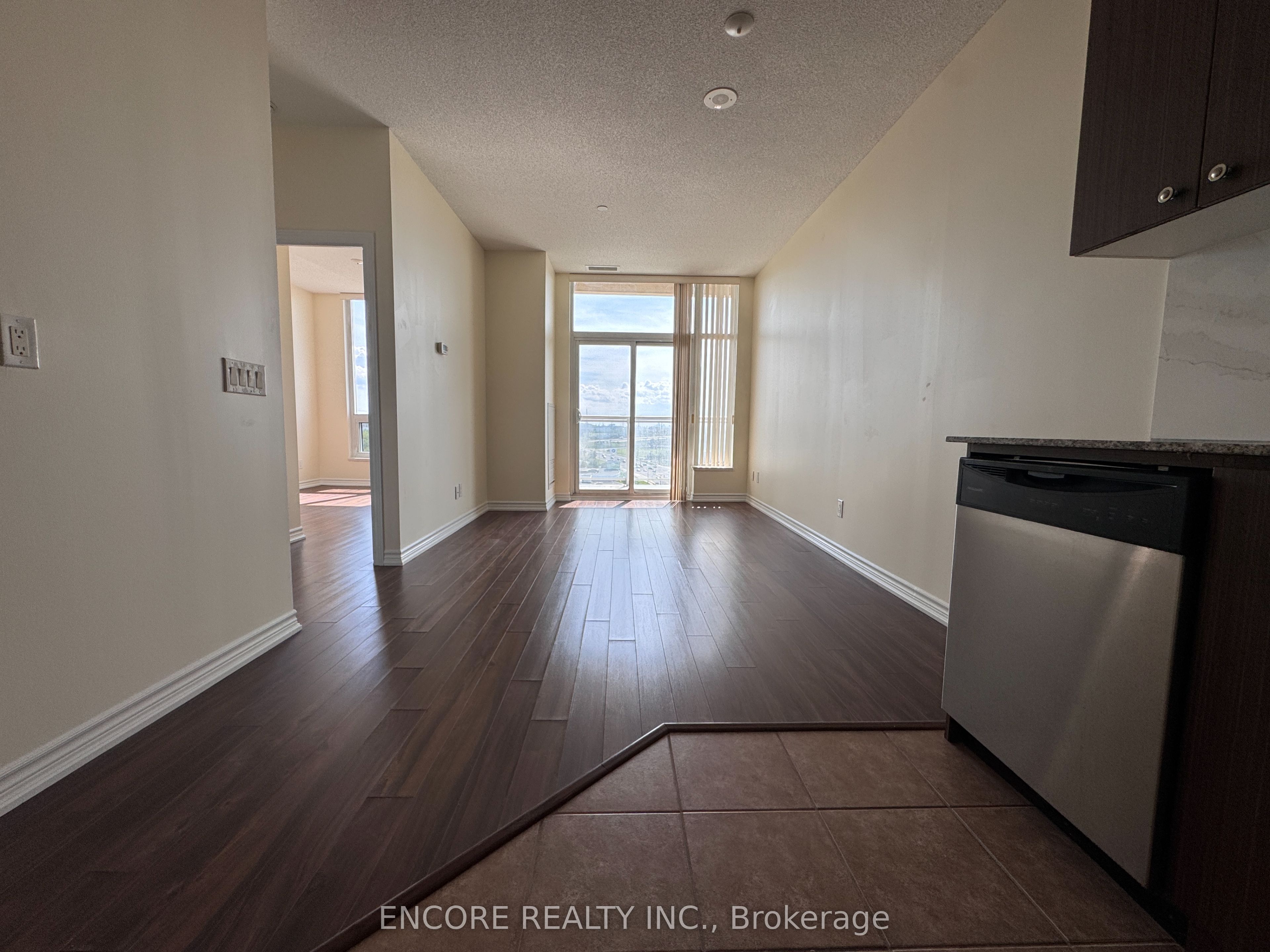 8323 Kennedy Road 1116, Markham, ON L3R 5W7 photo 5