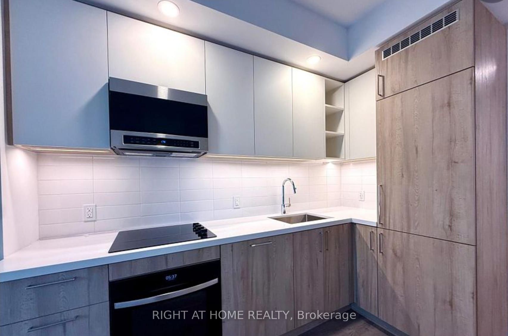 21 Meadowdale Road 1309, Vaughan, ON L4K 0H6 photo 4