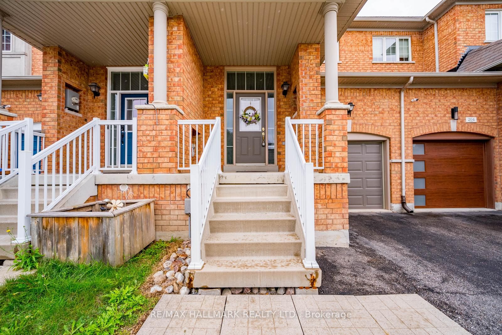 206 Lageer Drive, Whitchurch-Stouffville, ON L4A 0X1 photo 4