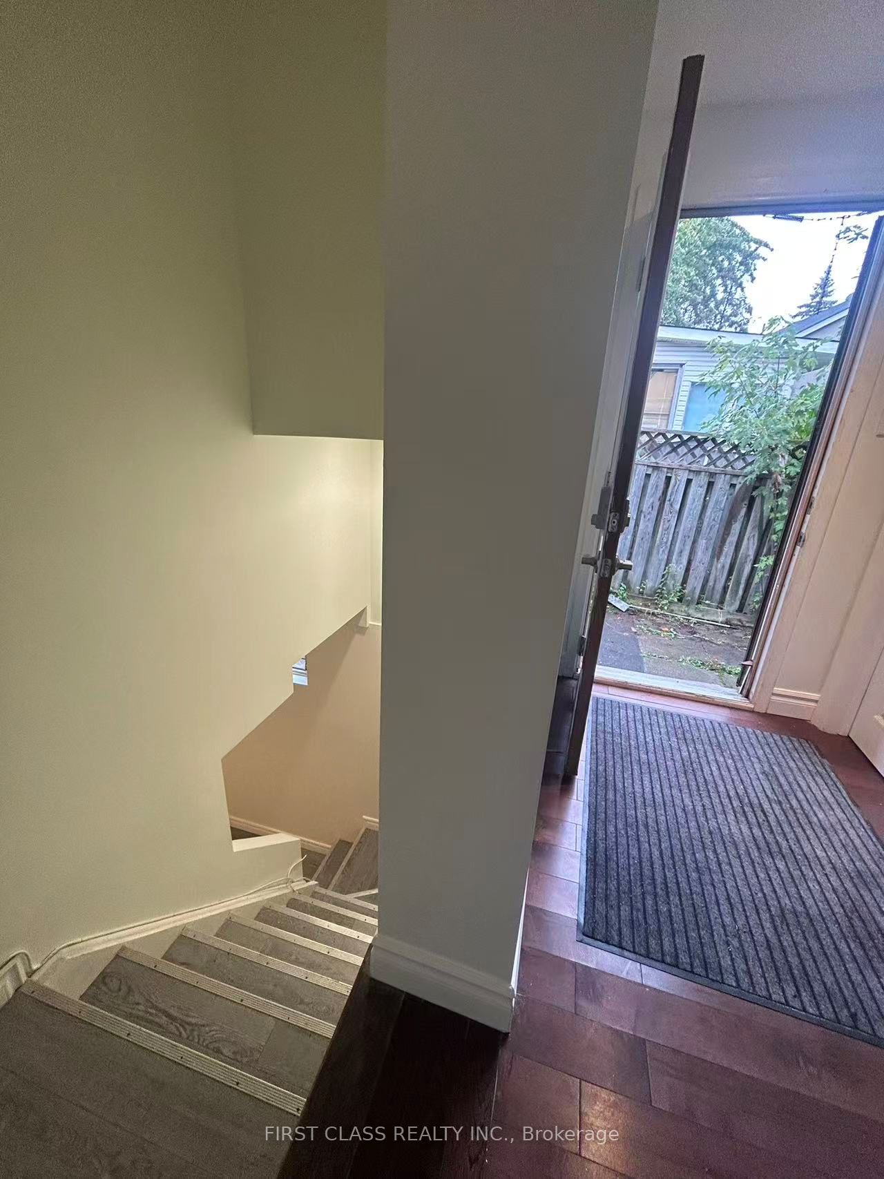 448 Elmwood Avenue, Richmond Hill, ON L4C 1M4 photo 4