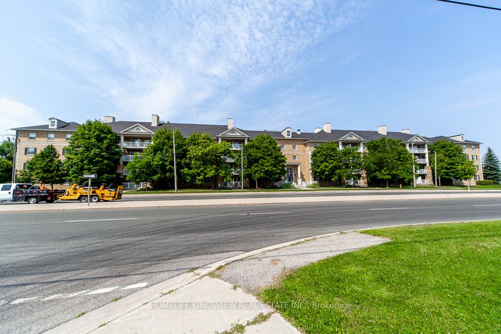 7428 Markham Road 301, Markham, ON L3S 4V6 photo 3