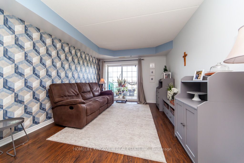 7428 Markham Road 301, Markham, ON L3S 4V6 photo 5