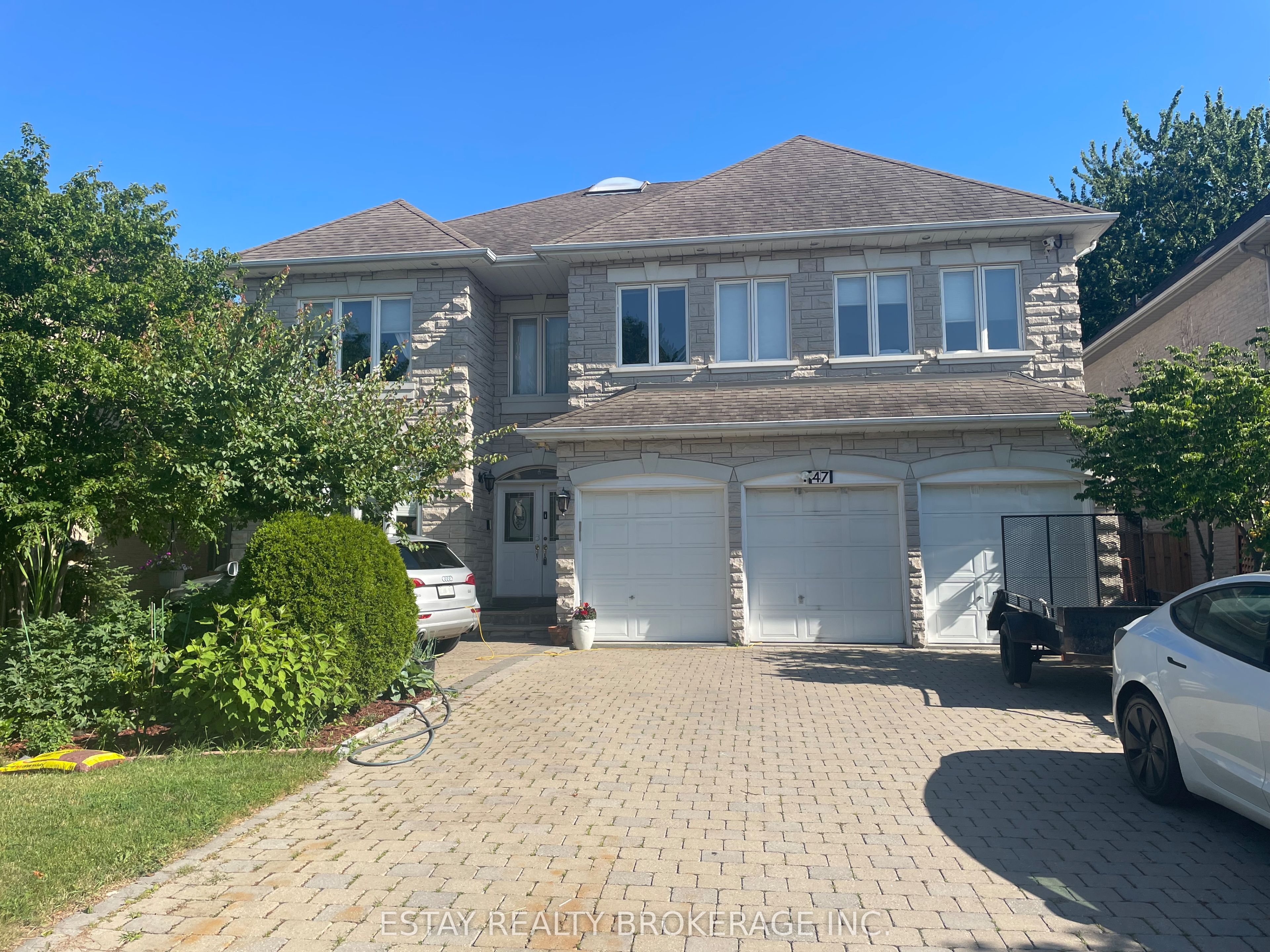 47 Pathlane Road, Richmond Hill, ON L4B 4A6